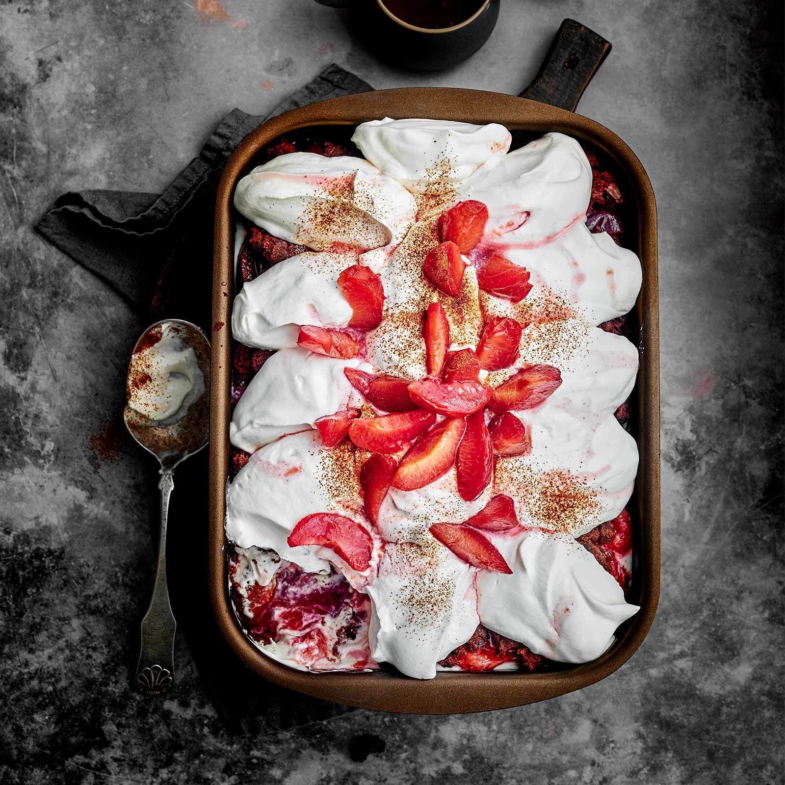 Pflaumen-Tiramisu mit Brownies