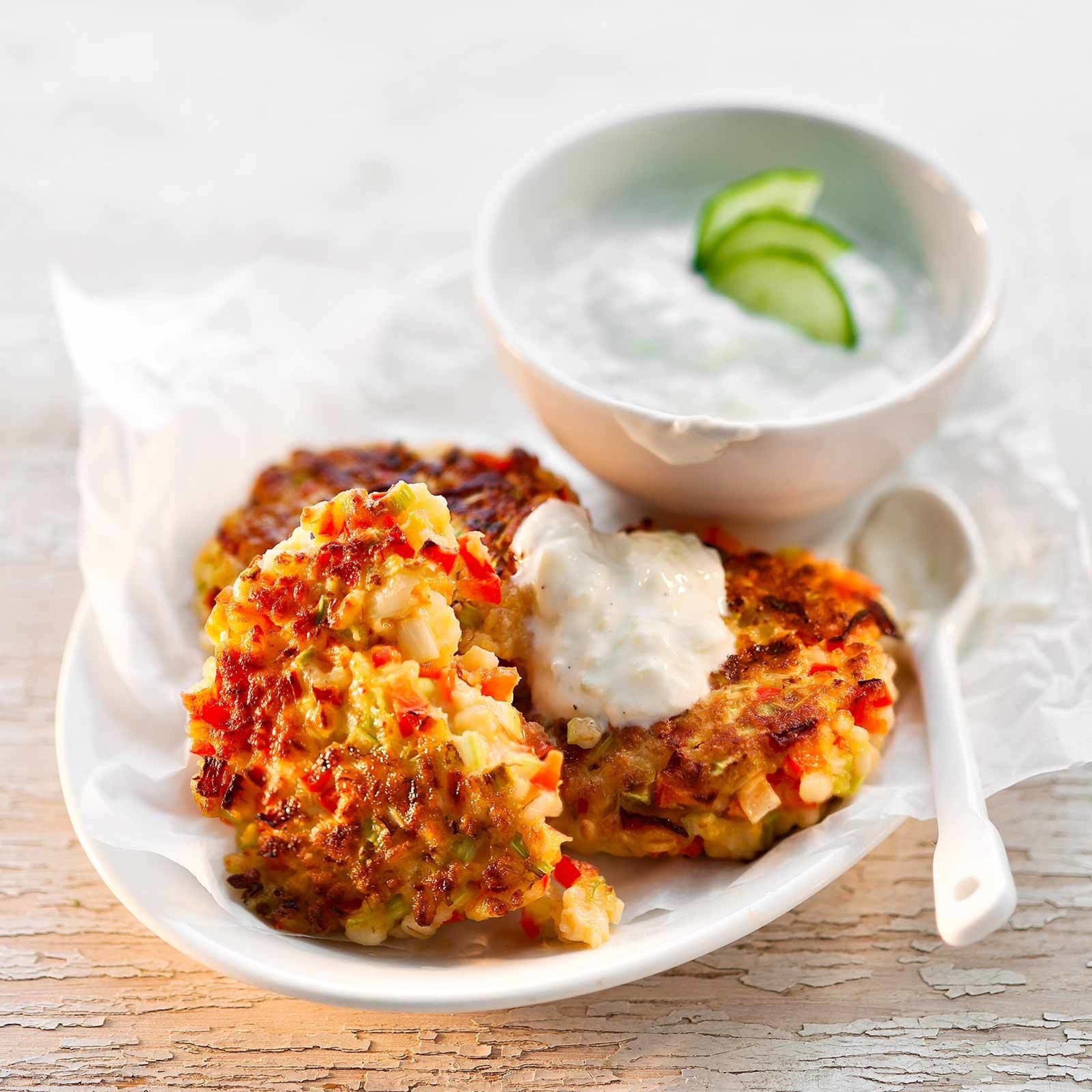 Croquettes d’orge et tzatziki