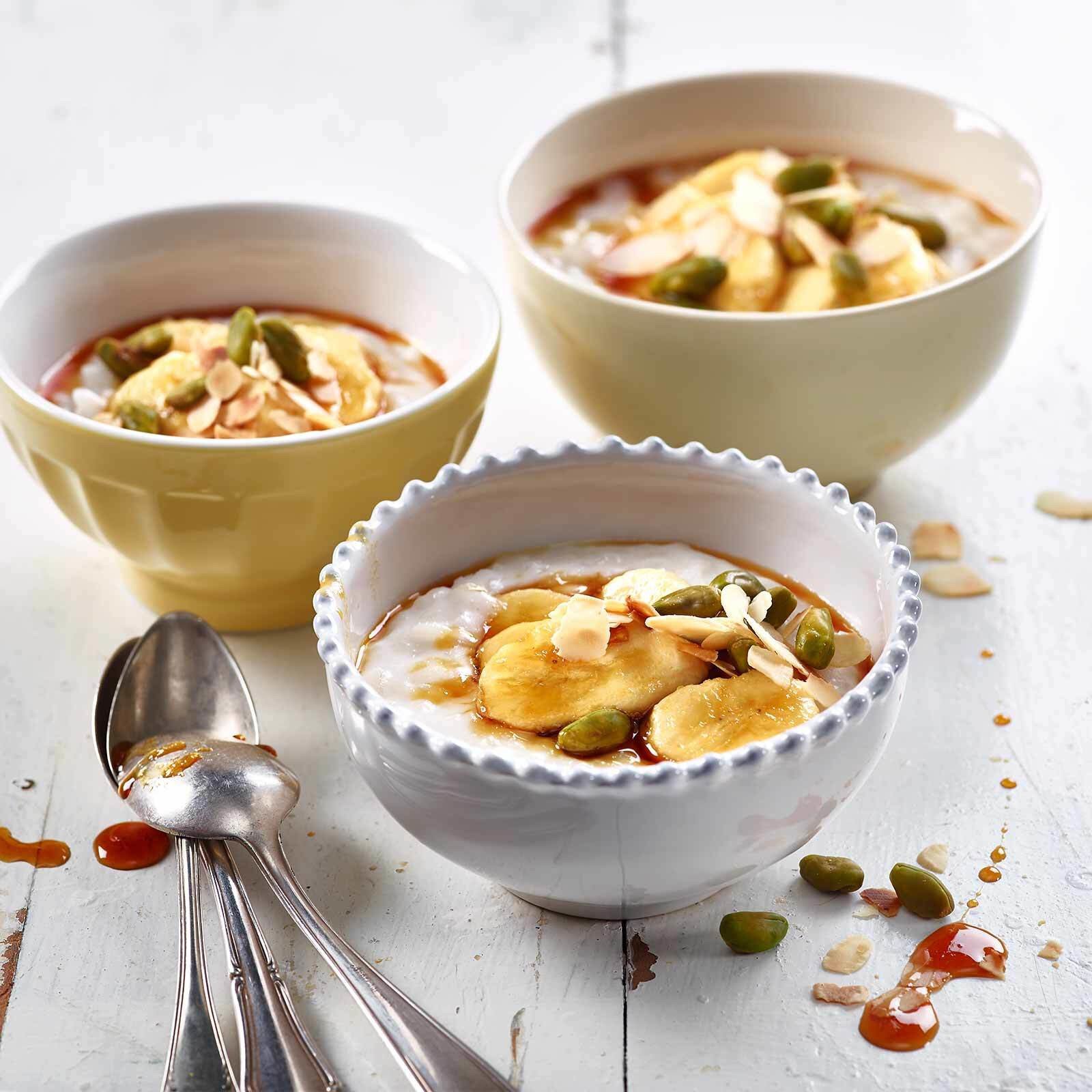 Kokosmilchreis mit caramelisierten Bananen