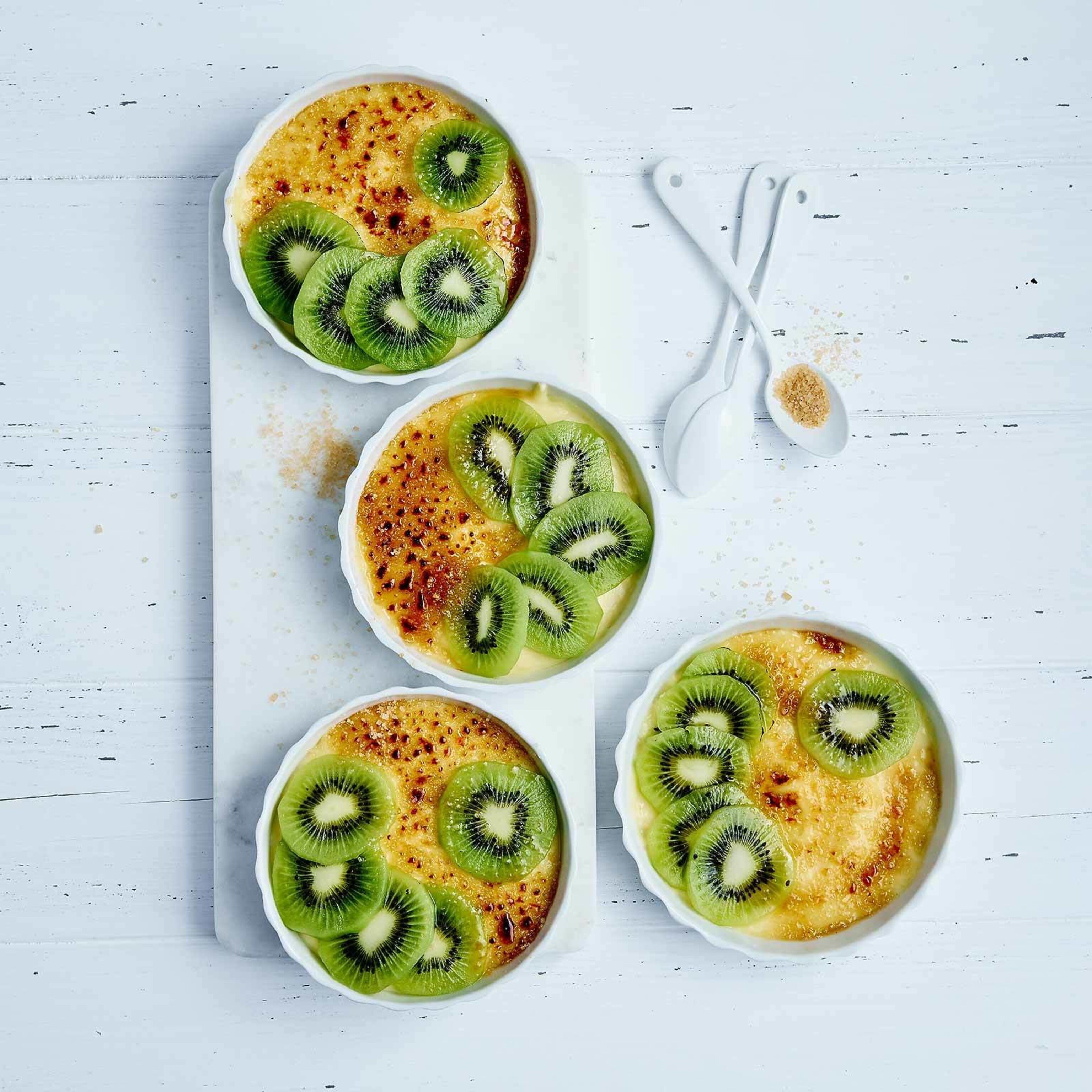 Crème catalane et kiwi