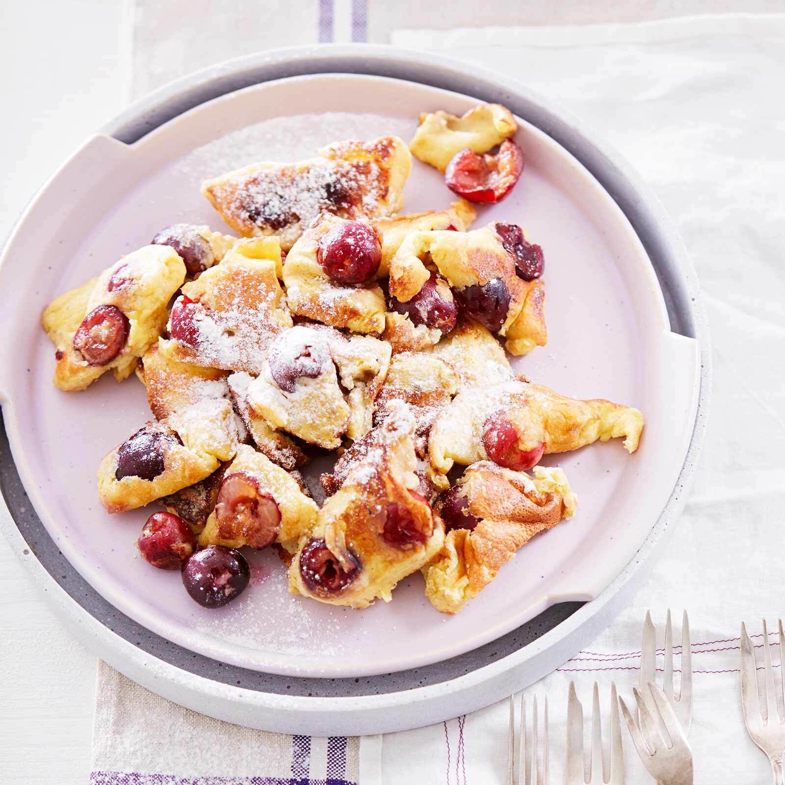 Kaiserschmarrn mit Kirschen