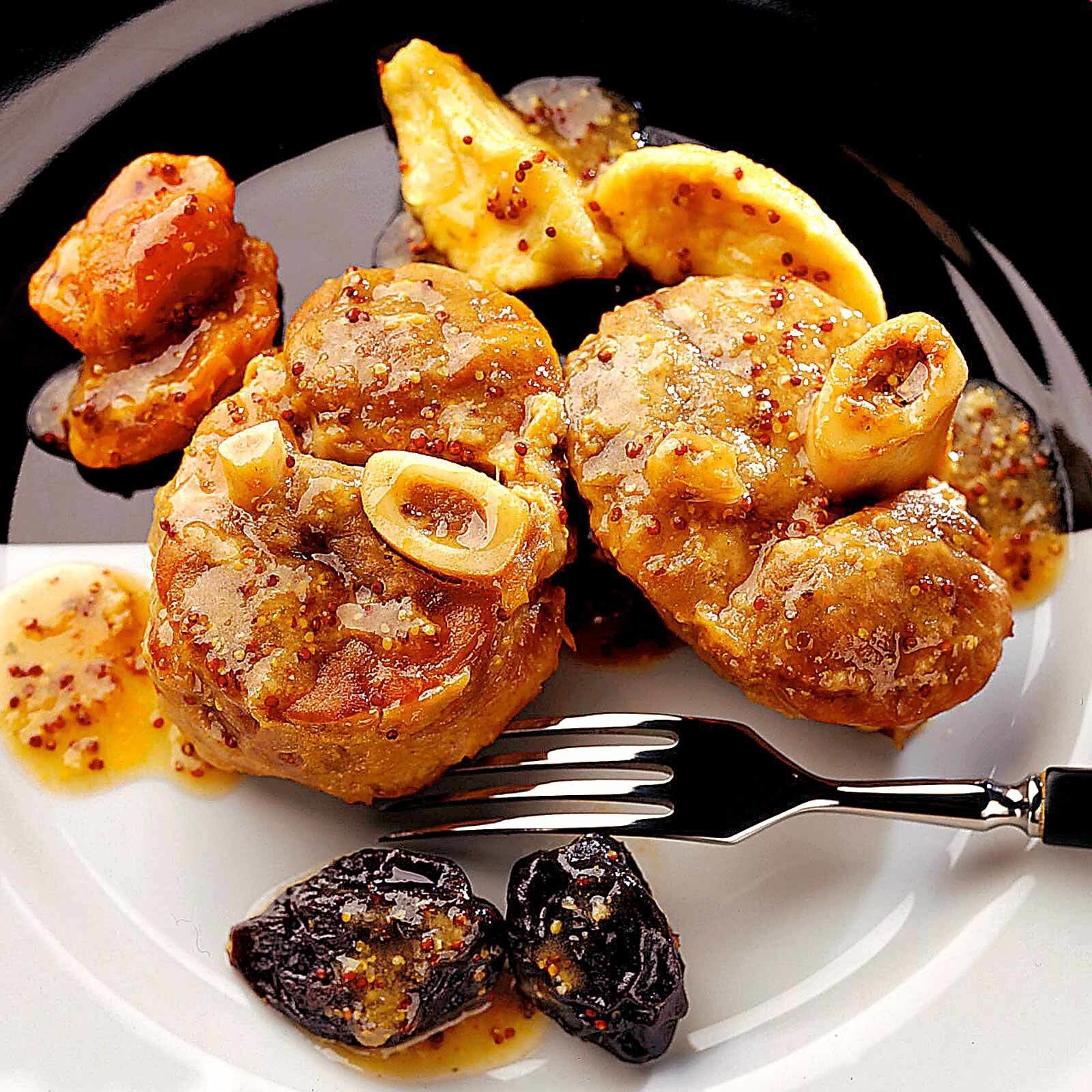 Schweinshaxen mit Dörrfrüchten