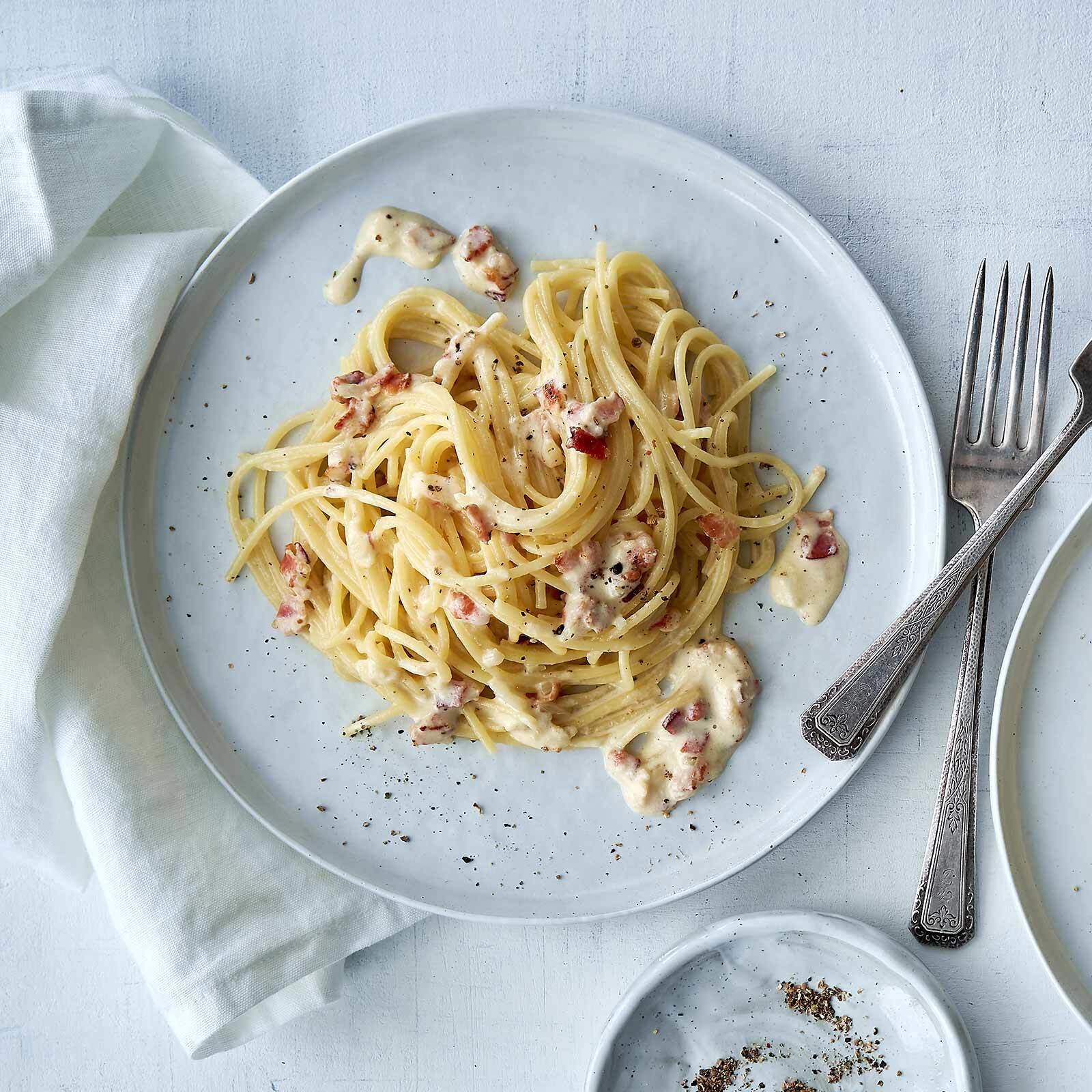 Spaghetti alla carbonara mit Rahm