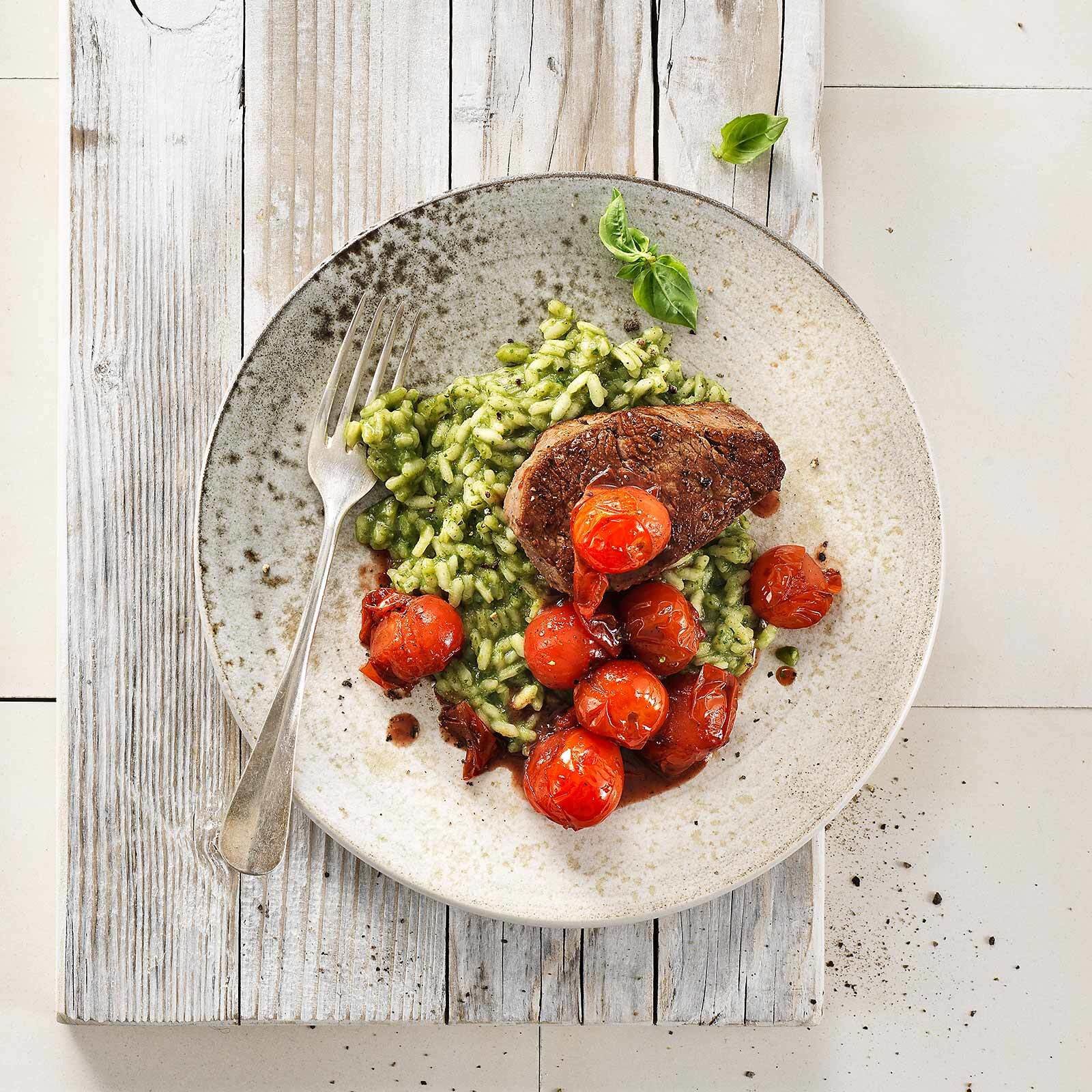 Rindsfilet mit Basilikum-Risotto