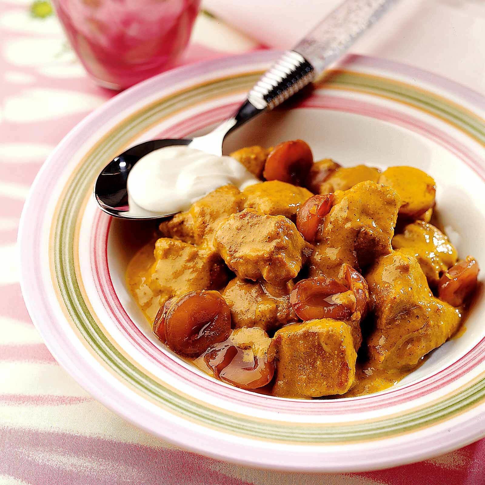 Schweins-Curry mit Mirabellen