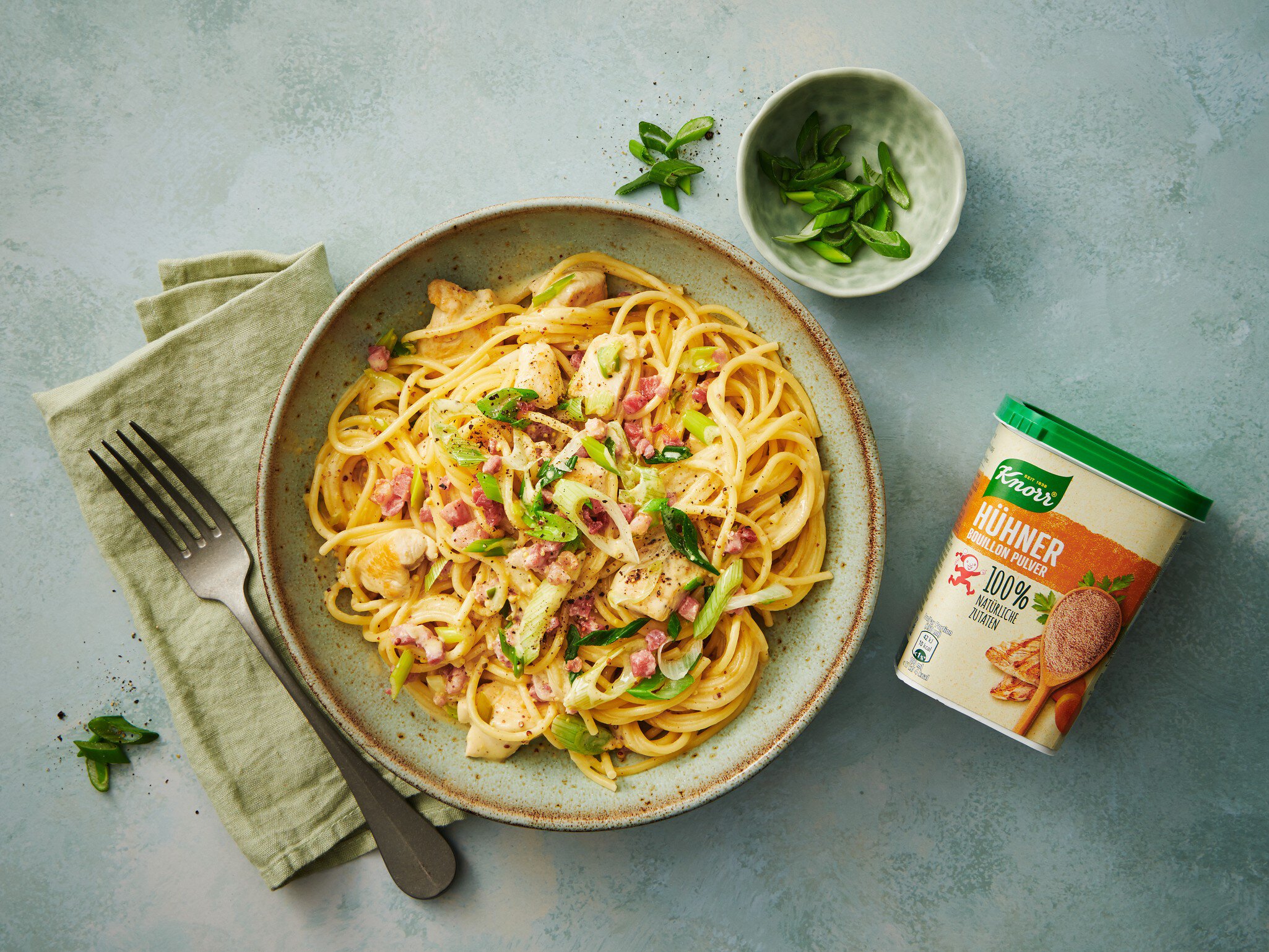 Spaghetti an Poulet-Senfsauce