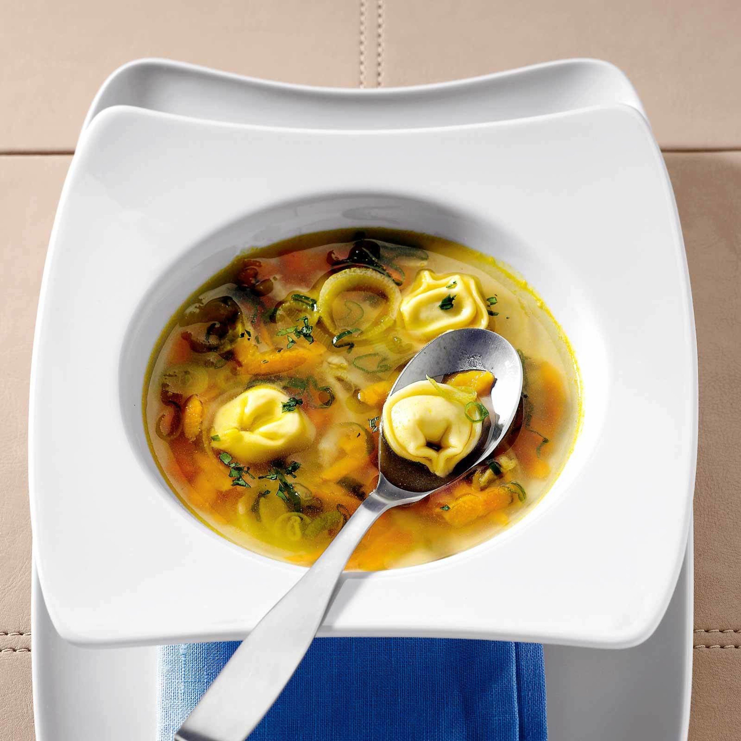 Soupe de légumes aux tortelloni