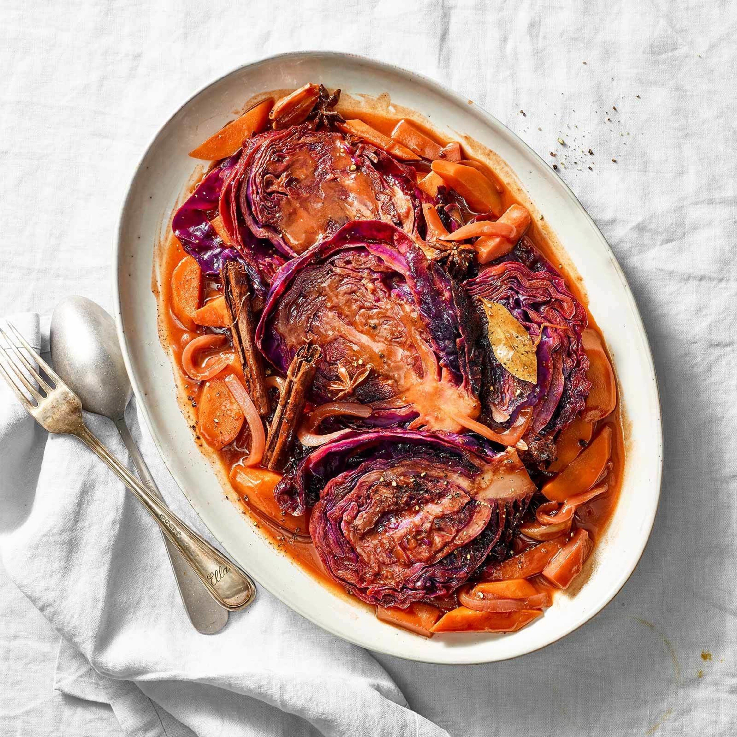 Rotkohlsteaks in Rotweinsauce