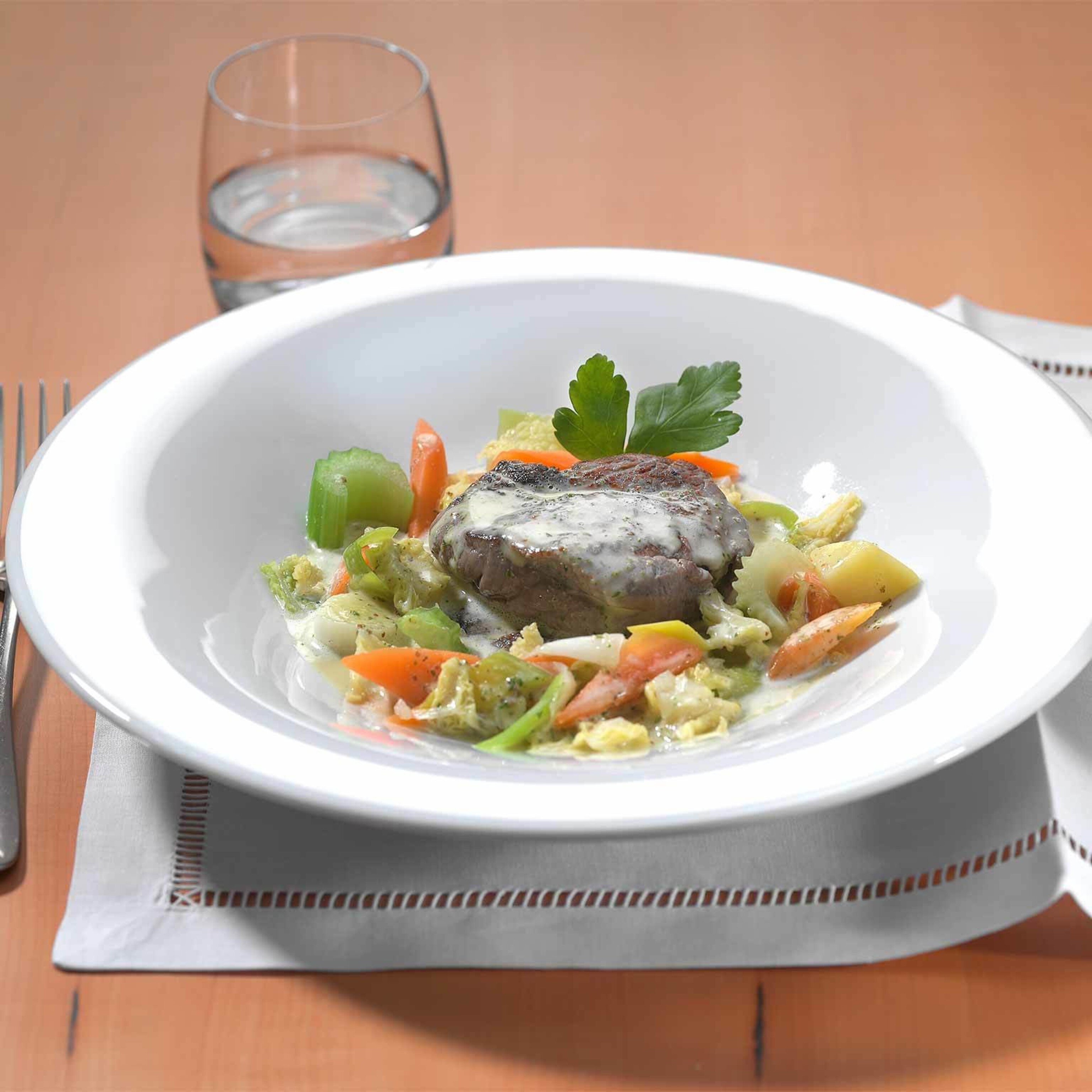 Filet de bœuf poché à la moutarde
