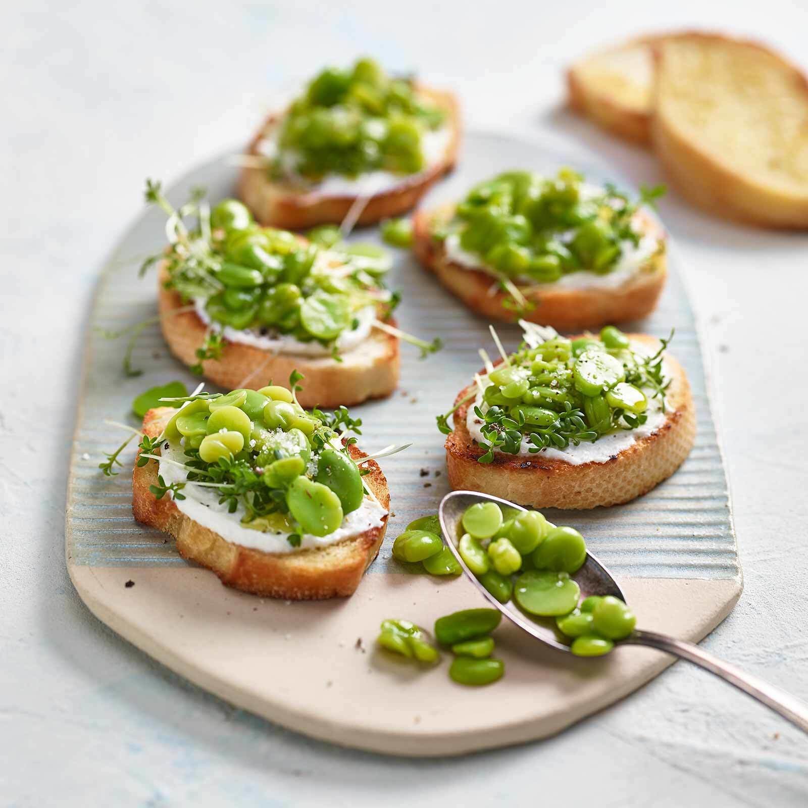 Crostinis aux fèves