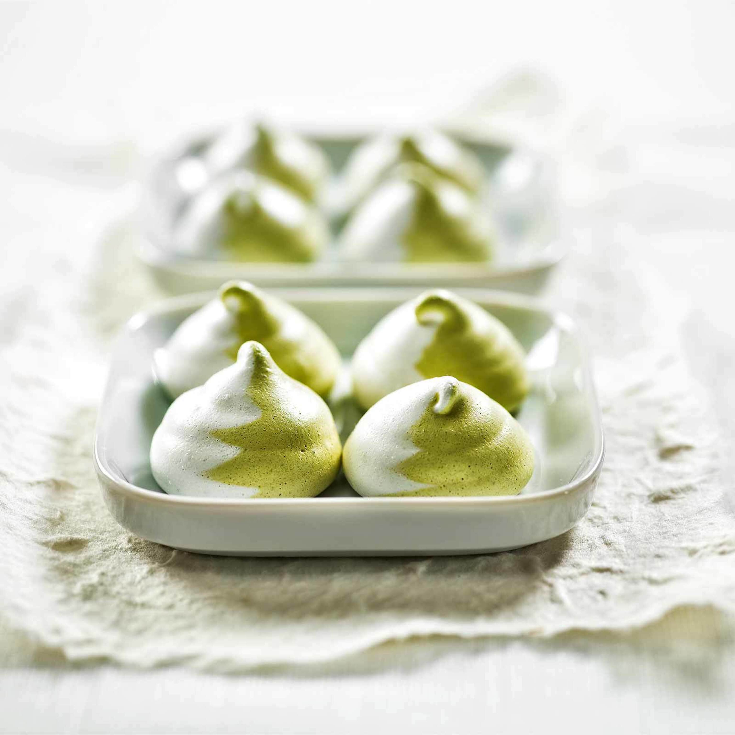 Meringues au matcha
