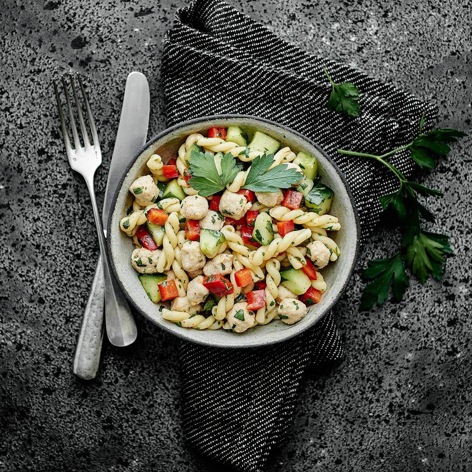 Salade de pâtes à la charcutière