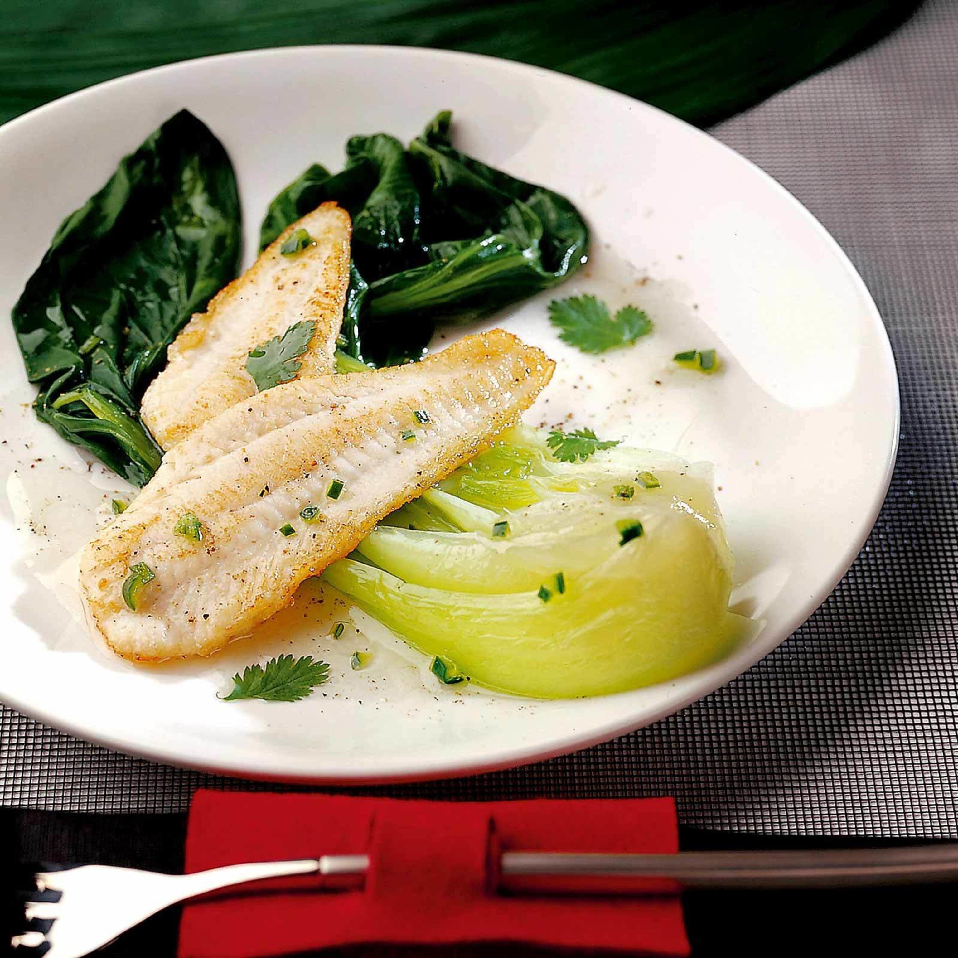 Pak-choï et filets de poisson