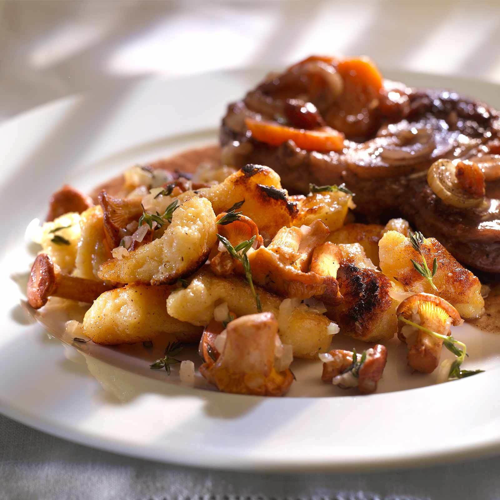 Polenta-Knöpfe mit Pilzragout