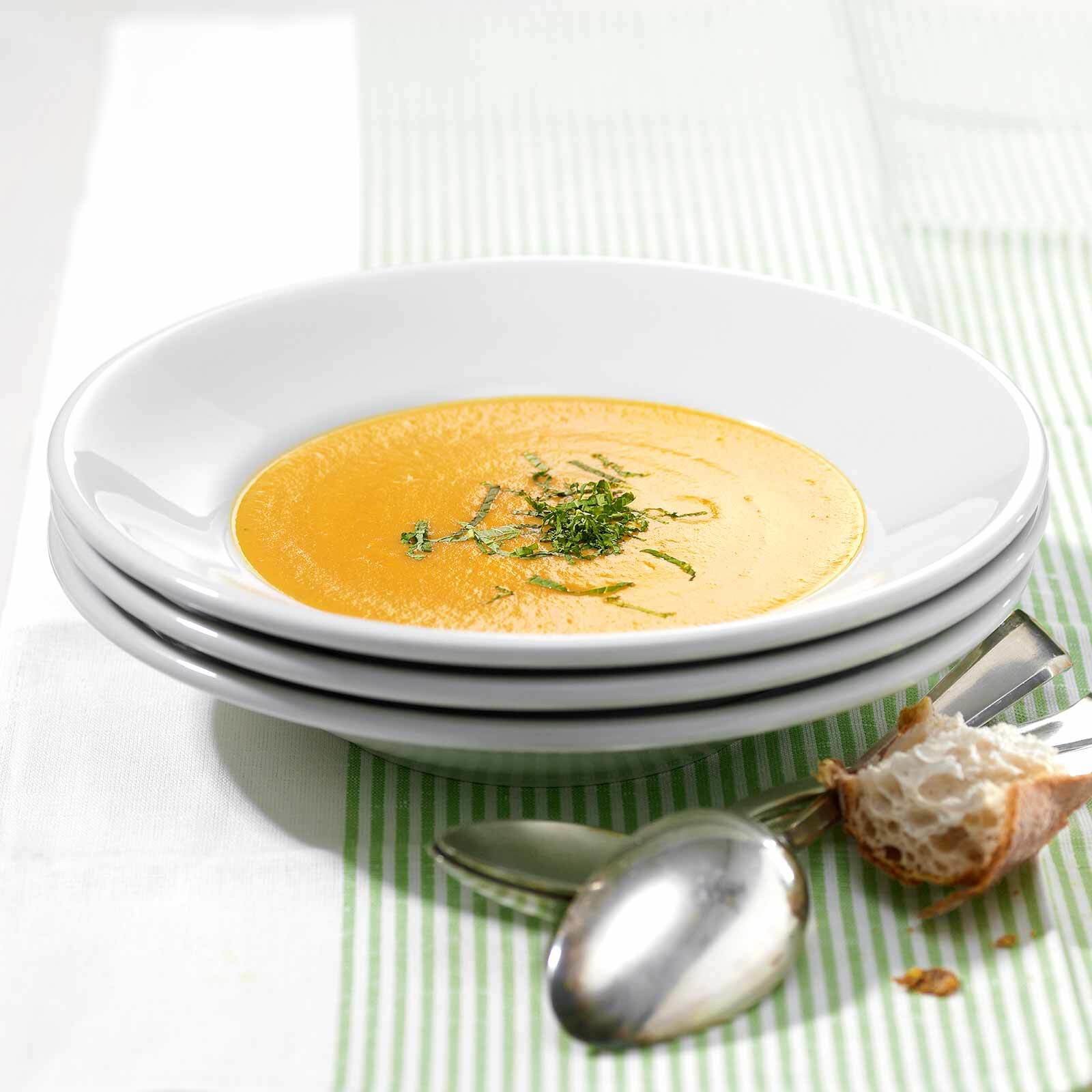 Rüeblisuppe mit Minze