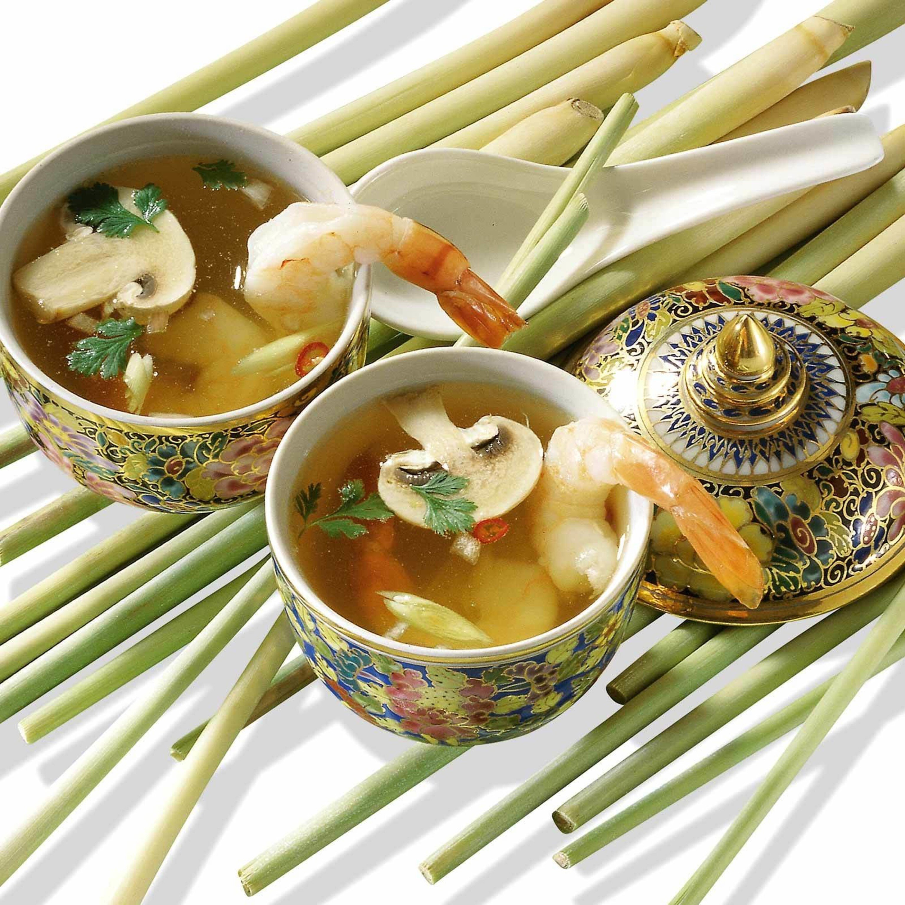 Zitronengrassuppe mit Crevetten