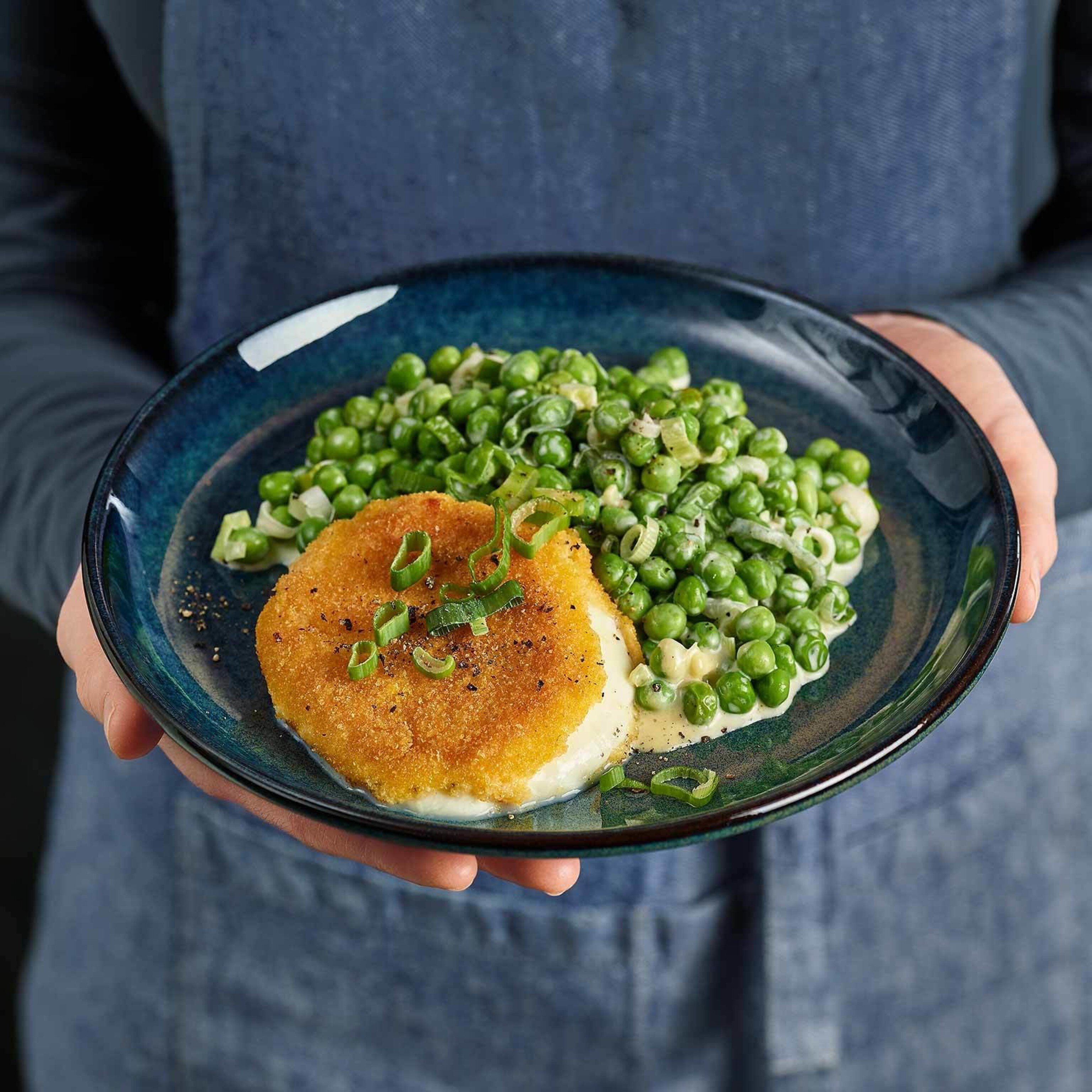 Glutenfreie Rahm-Erbsli mit Mozzarella-Burger