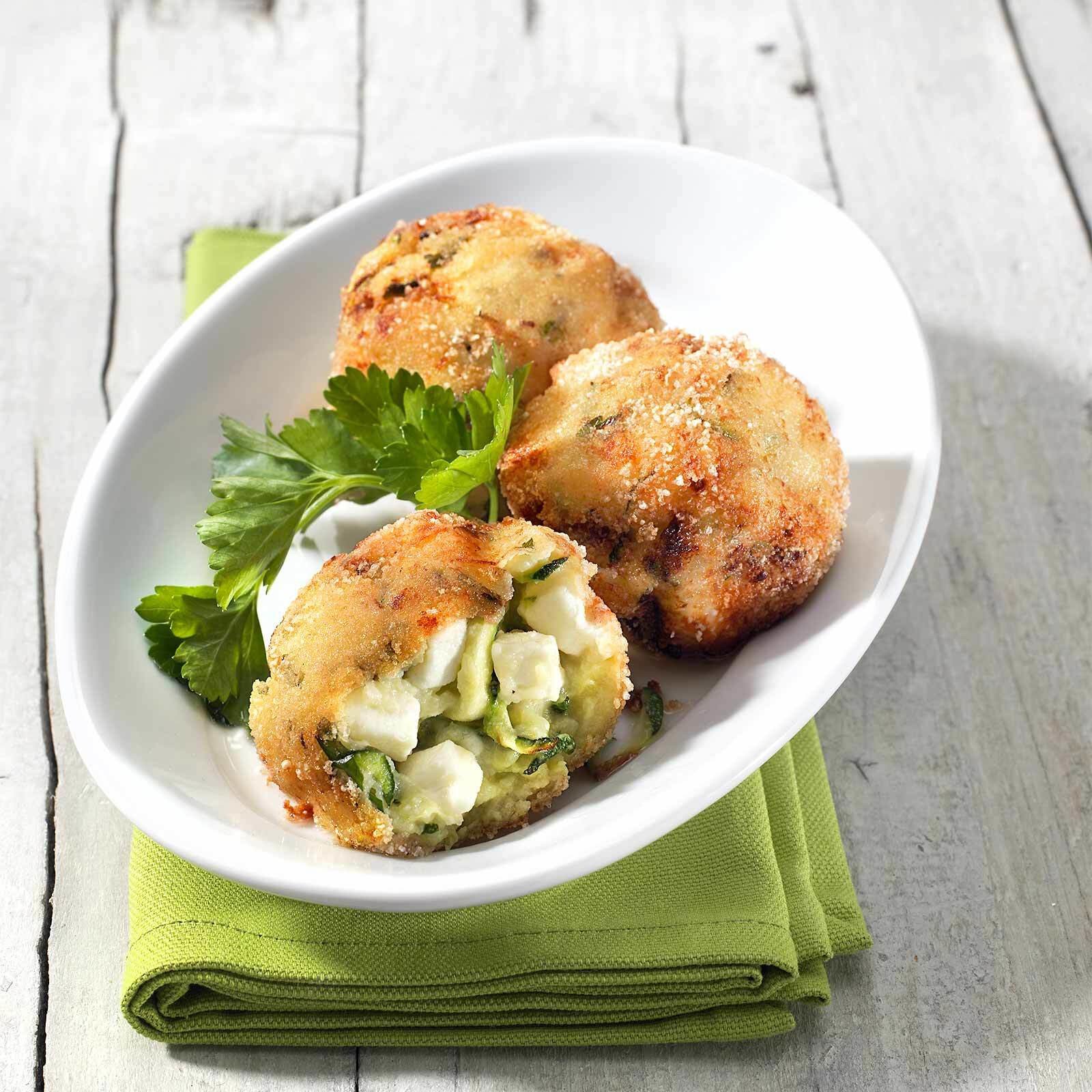 Feta-Zucchini-Bällchen