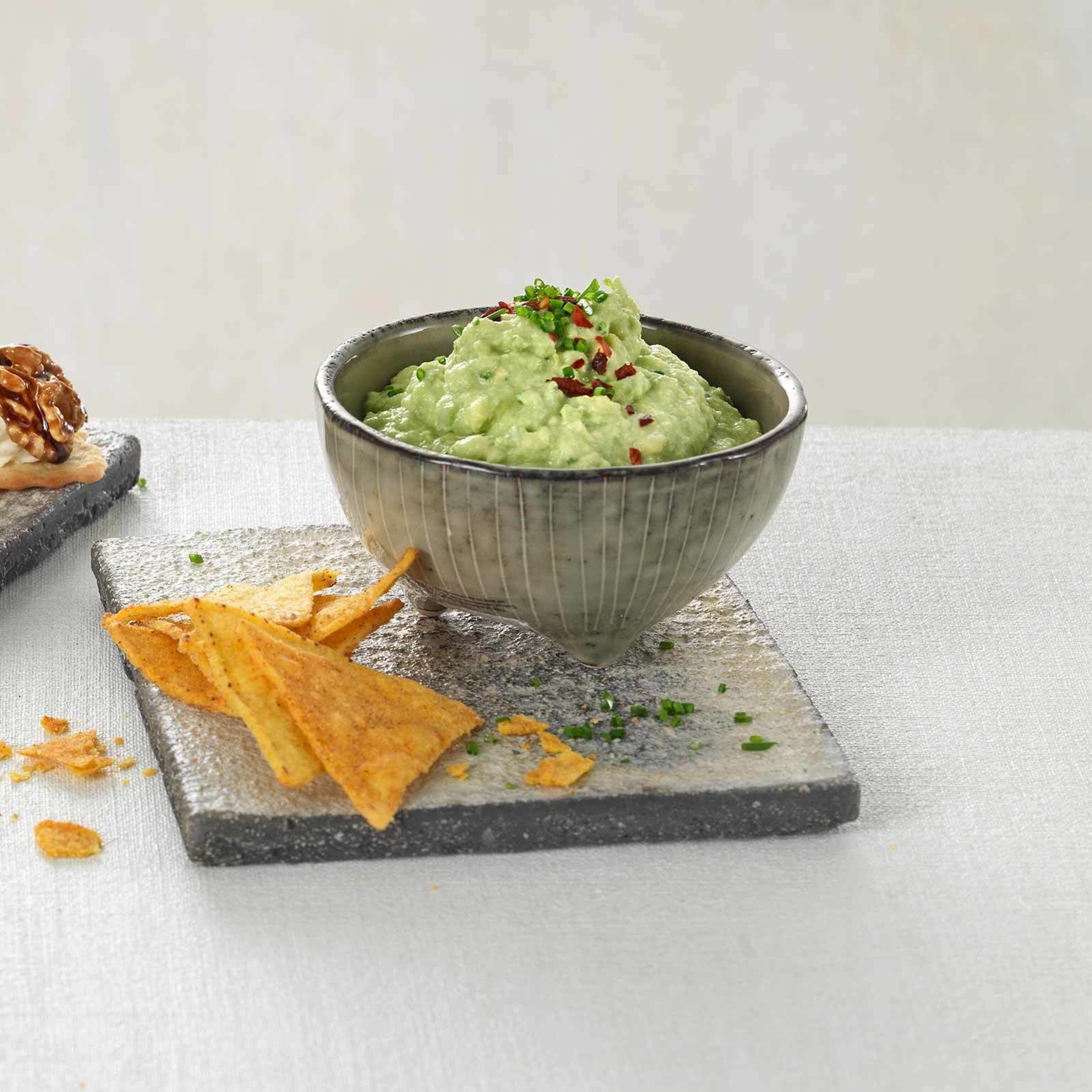 Avocadocreme mit Tortilla-Chips