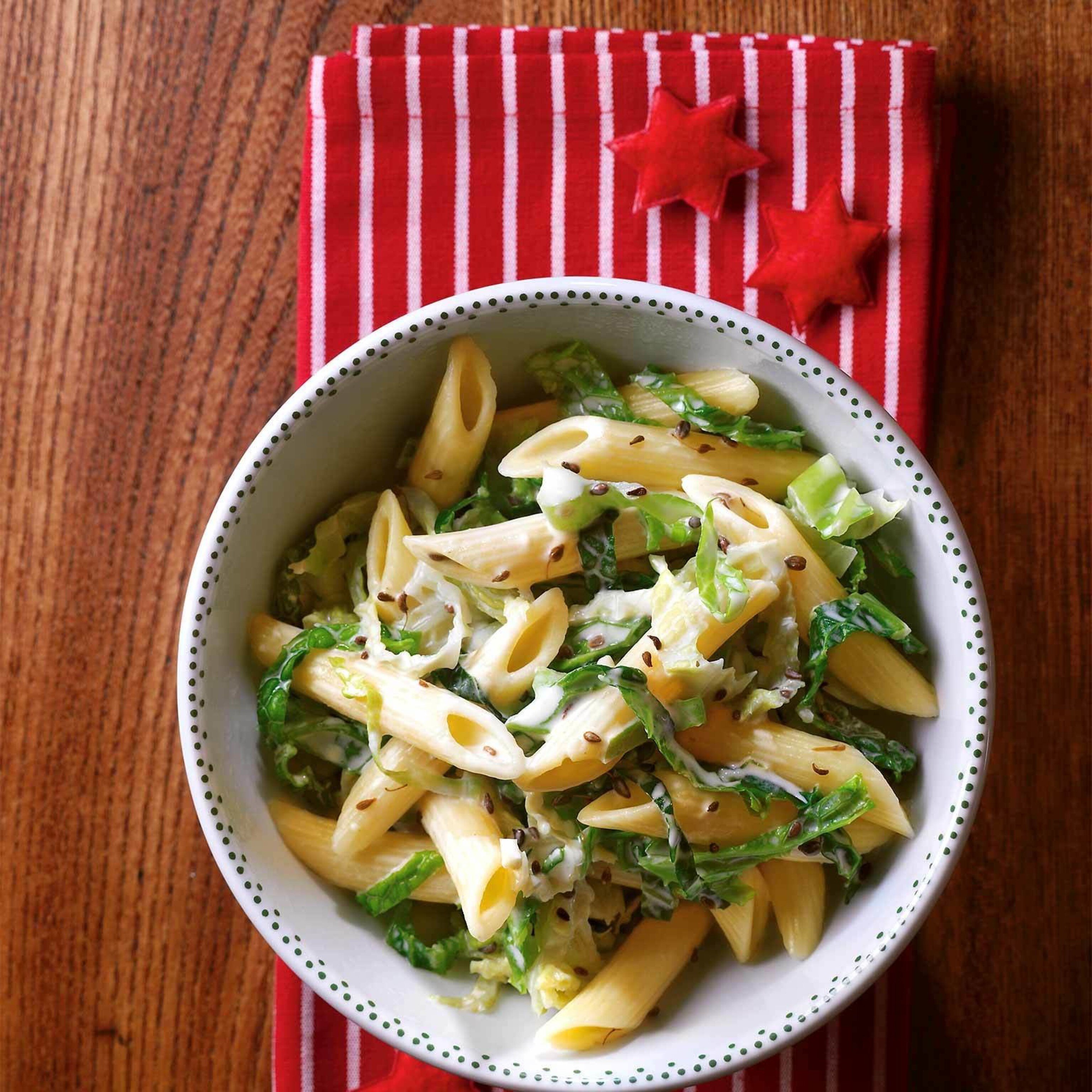 Penne au chou frisé et sauce à l’anis
