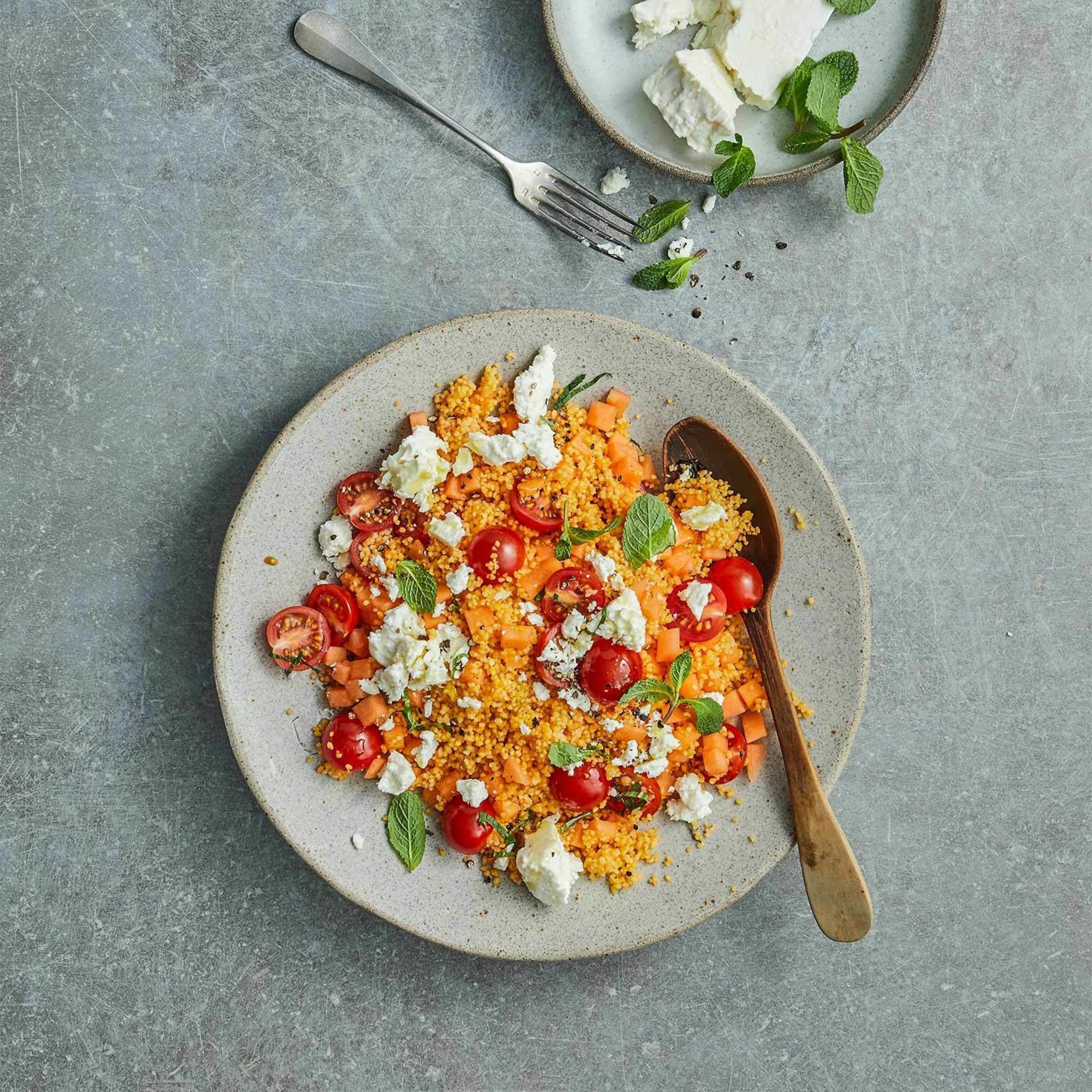 Melonen-Couscous mit Feta