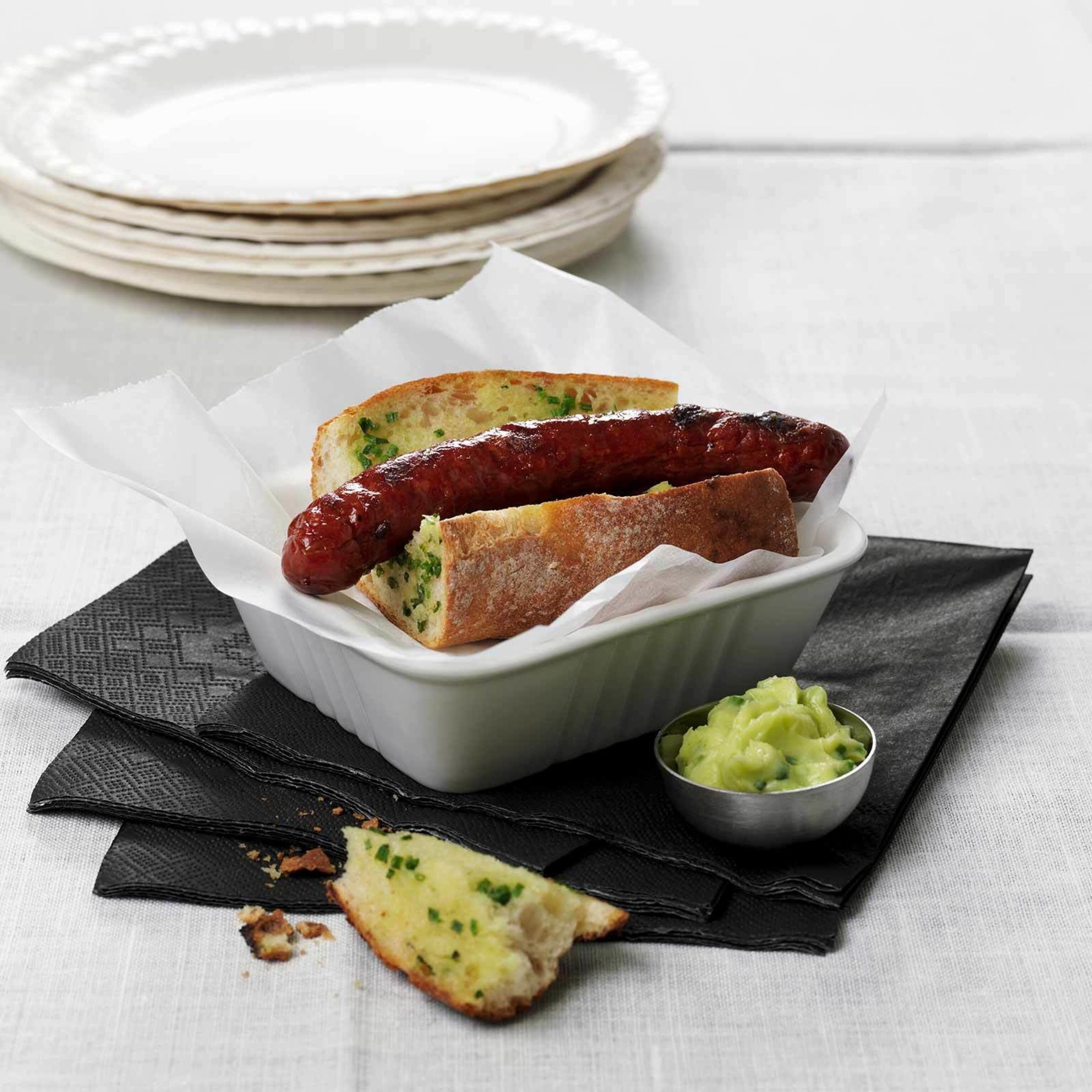 Hot Dog mit Wasabi-Butter