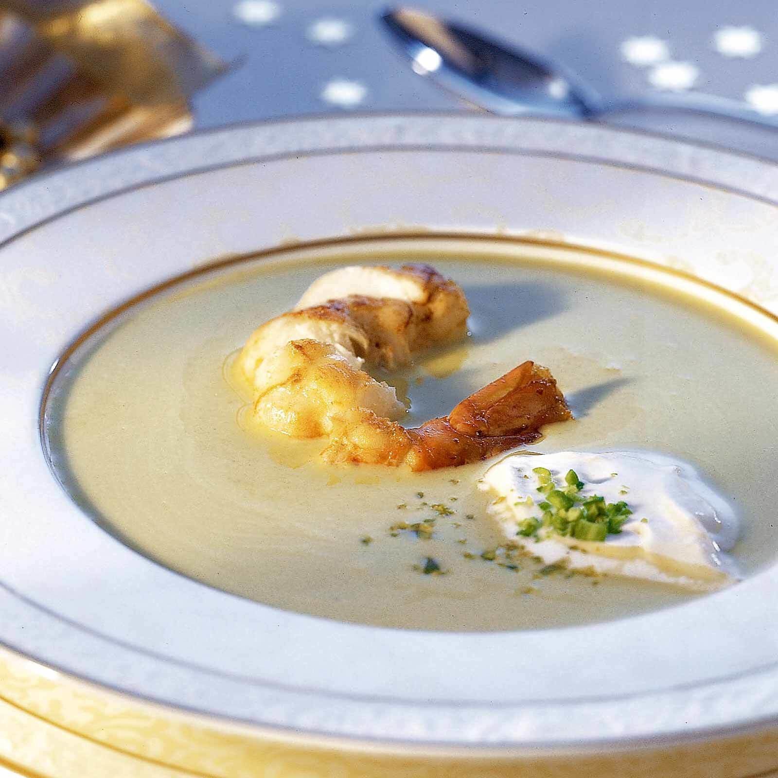 Pistaziensuppe mit Crevetten