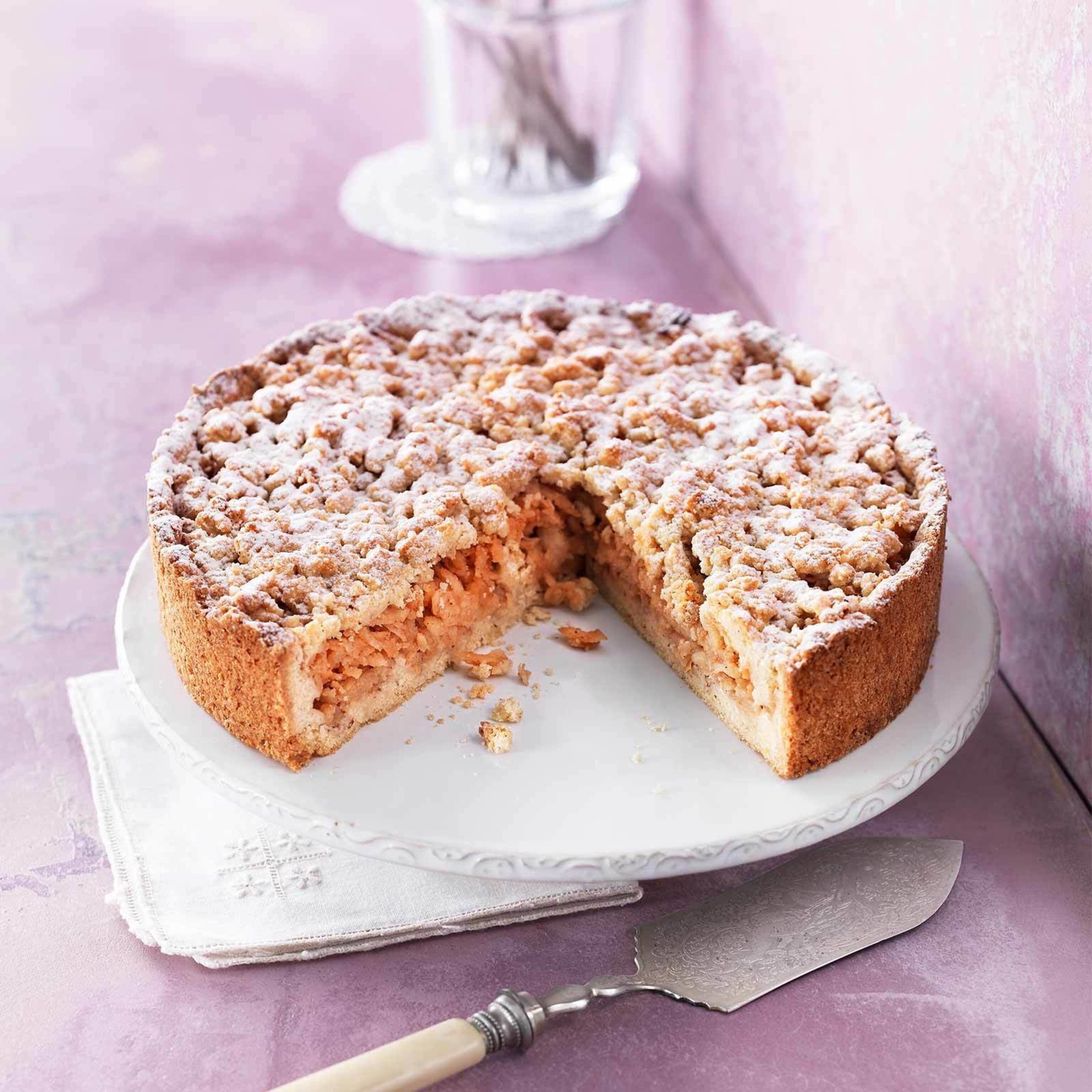 Birnen-Quitten-Kuchen mit Streuseln
