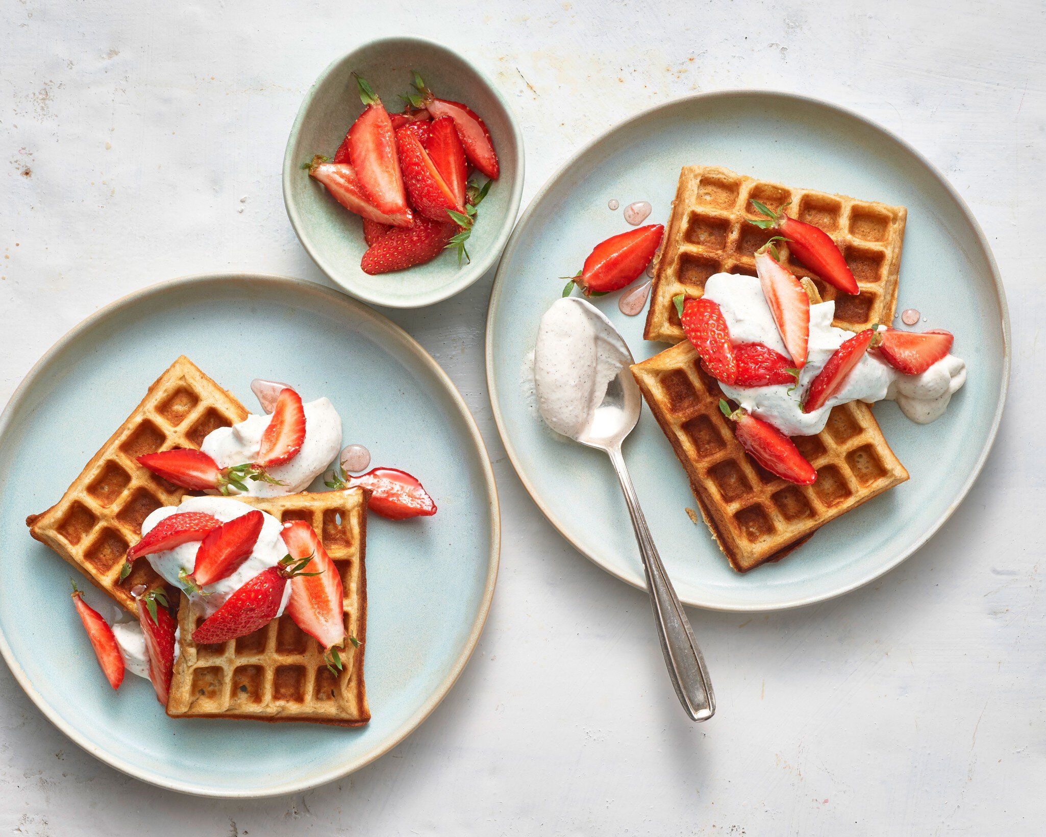 Glutenfreie Waffeln mit Erdbeeren