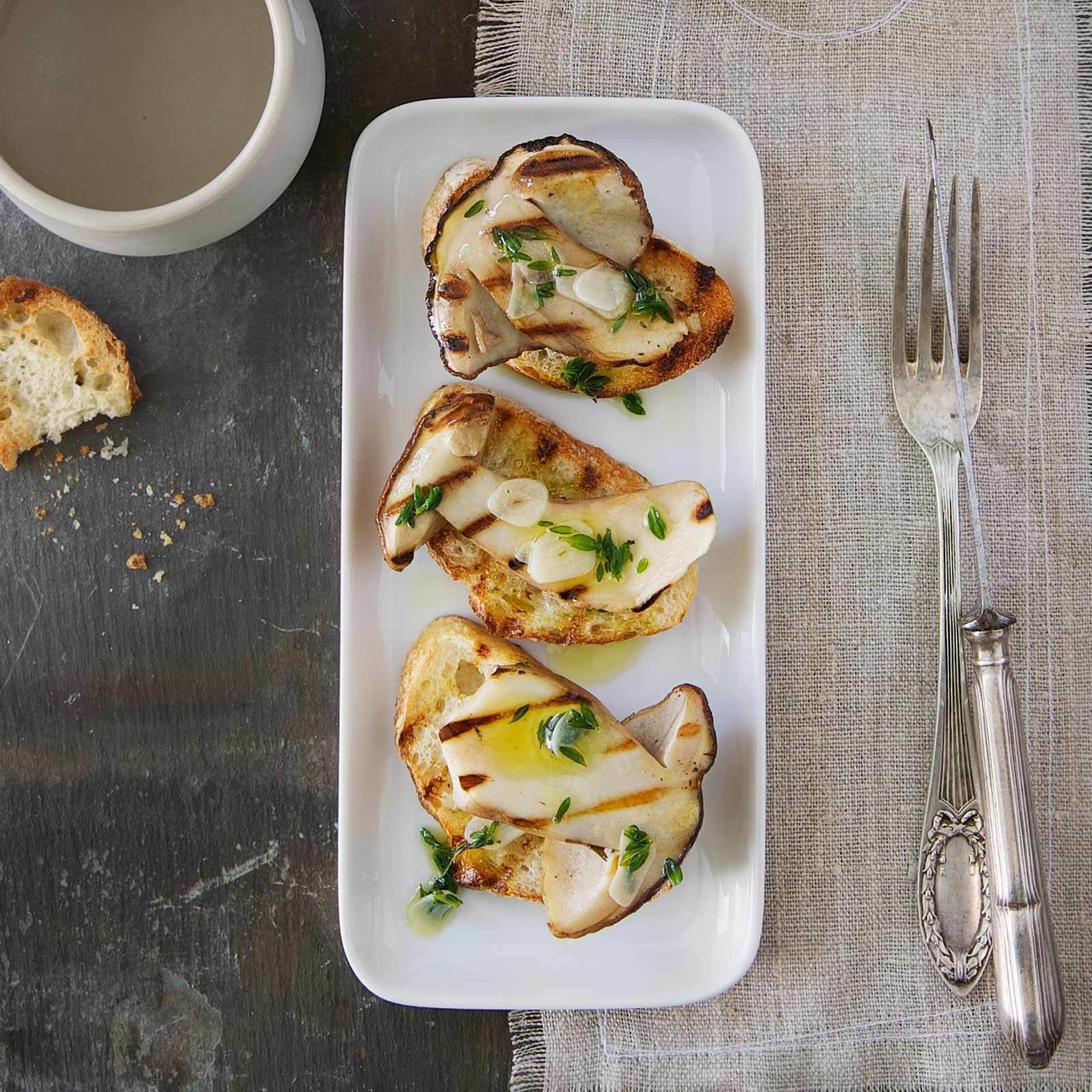 Steinpilz-Crostini