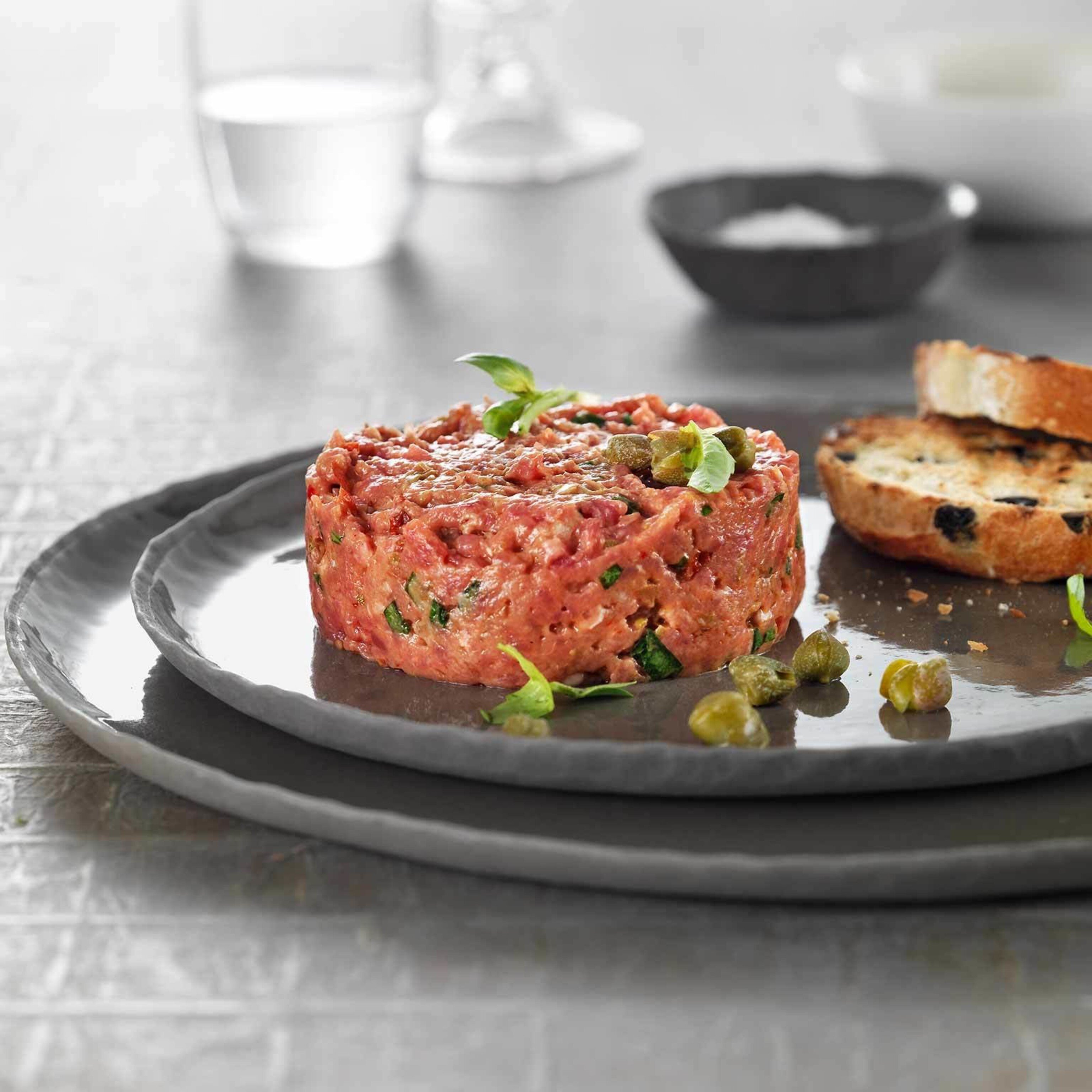 Tartare de bœuf pimenté