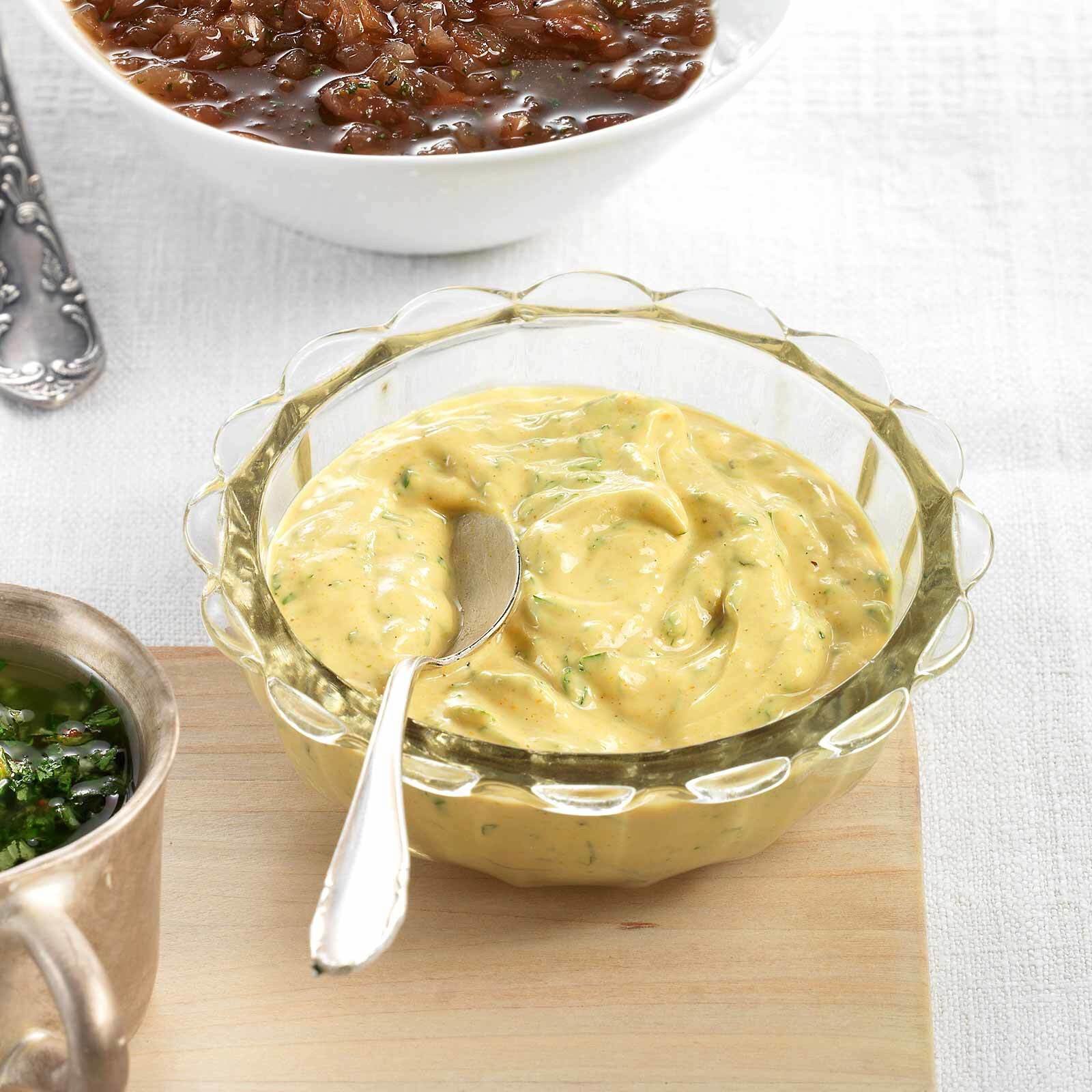 Joghurt-Erdnusssauce