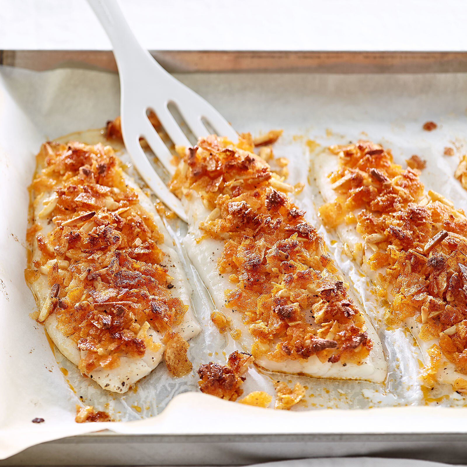 Zanderfilets mit Paprikachips-Kruste