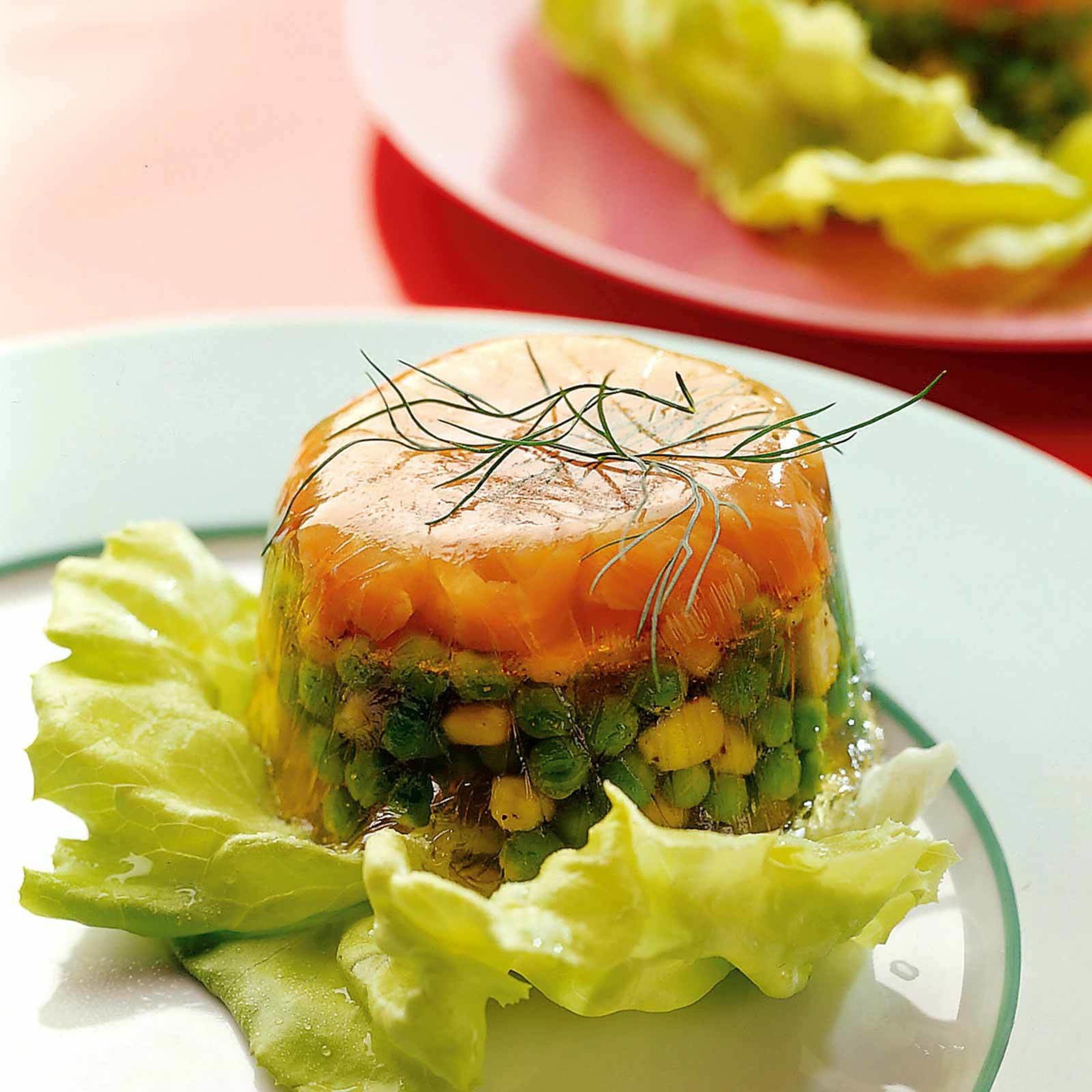 Aspics de saumon aux légumes