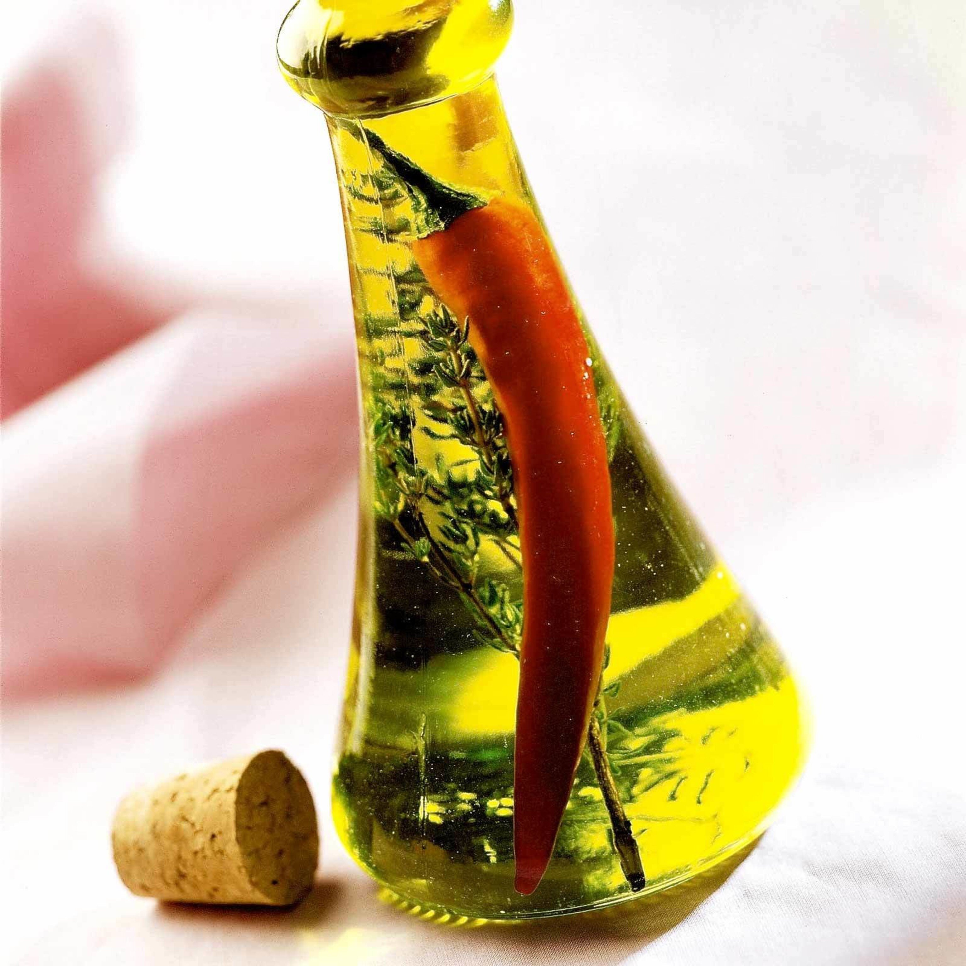 Thymian-Chili-Öl