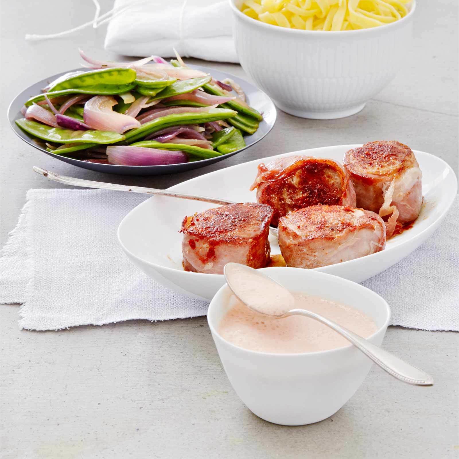 Partyfilet mit Kefen-Zwiebel-Gemüse