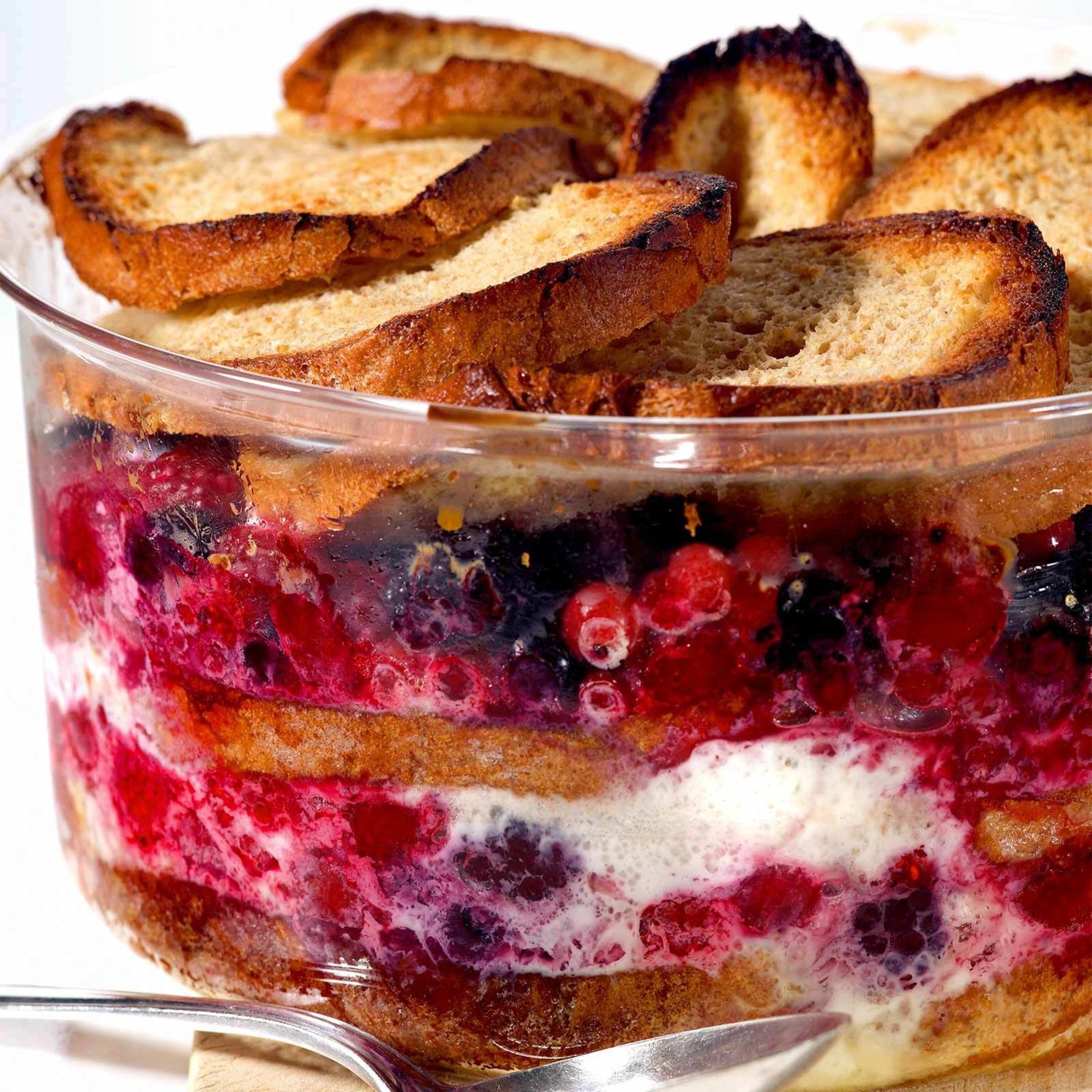 Brot-Beeren-Auflauf