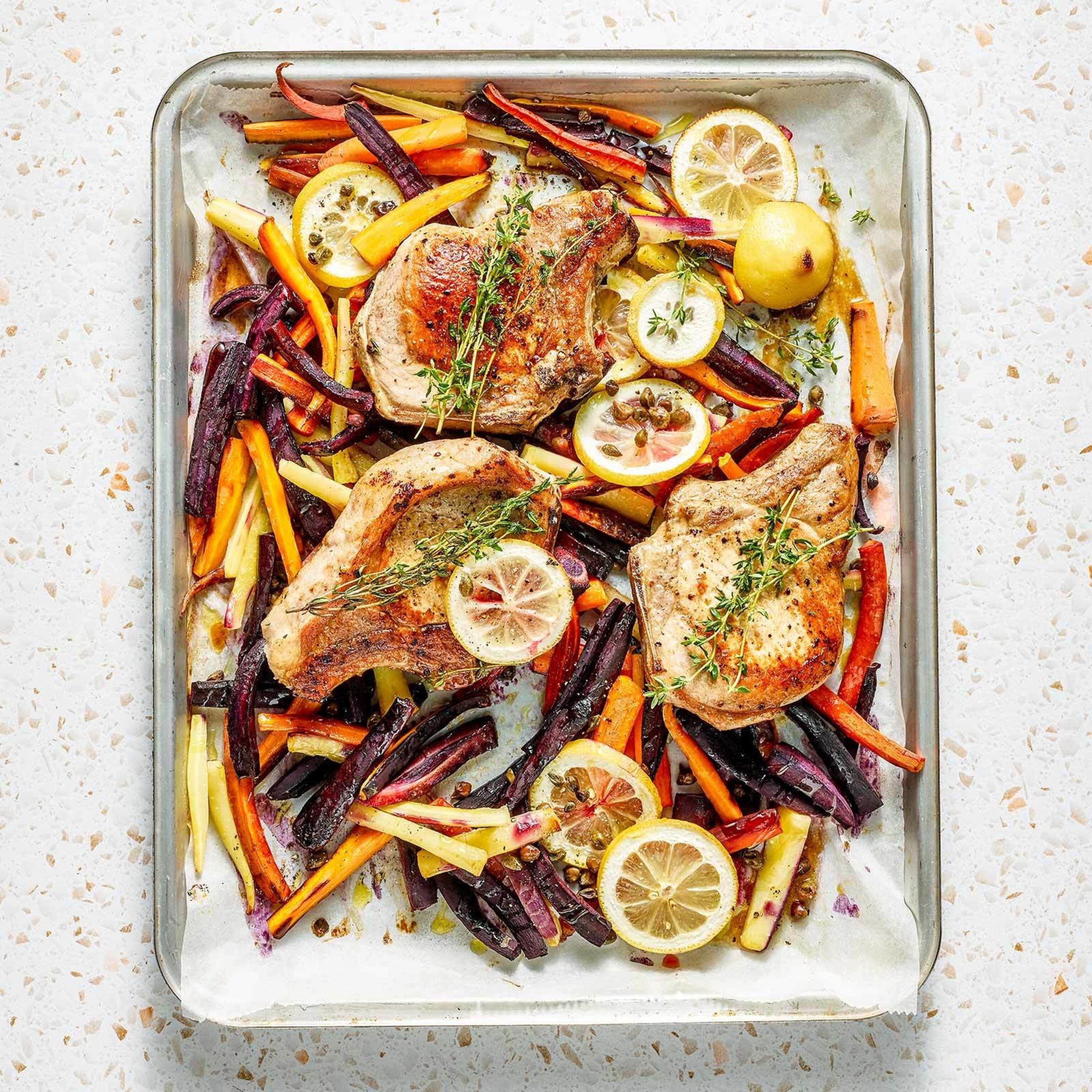 Côte de porc et carottes à la méditerranéenne