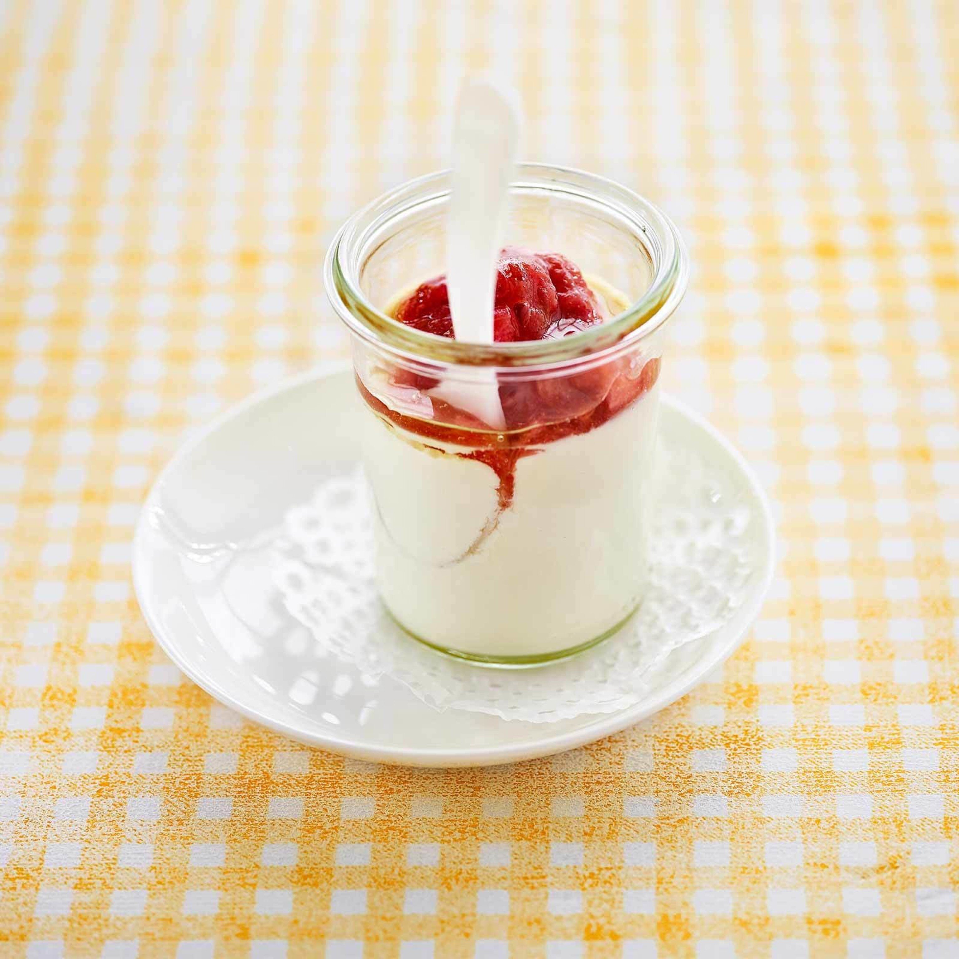 Löwenzahn-Panna-cotta