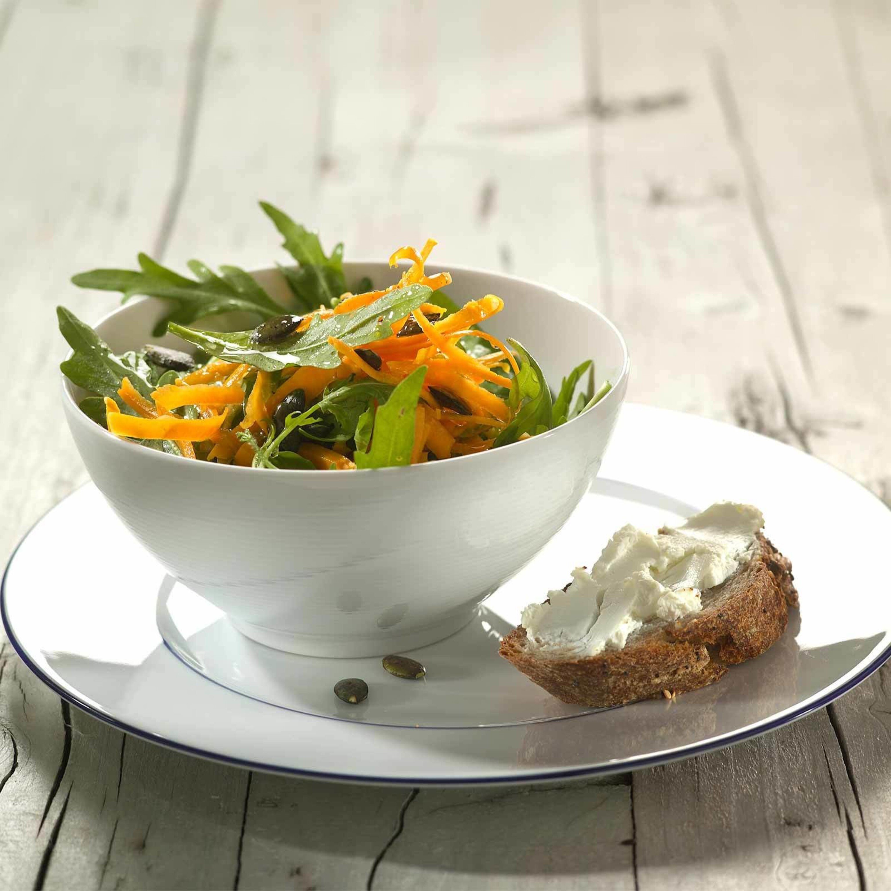 Kürbissalat mit Frischkäse-Crostini