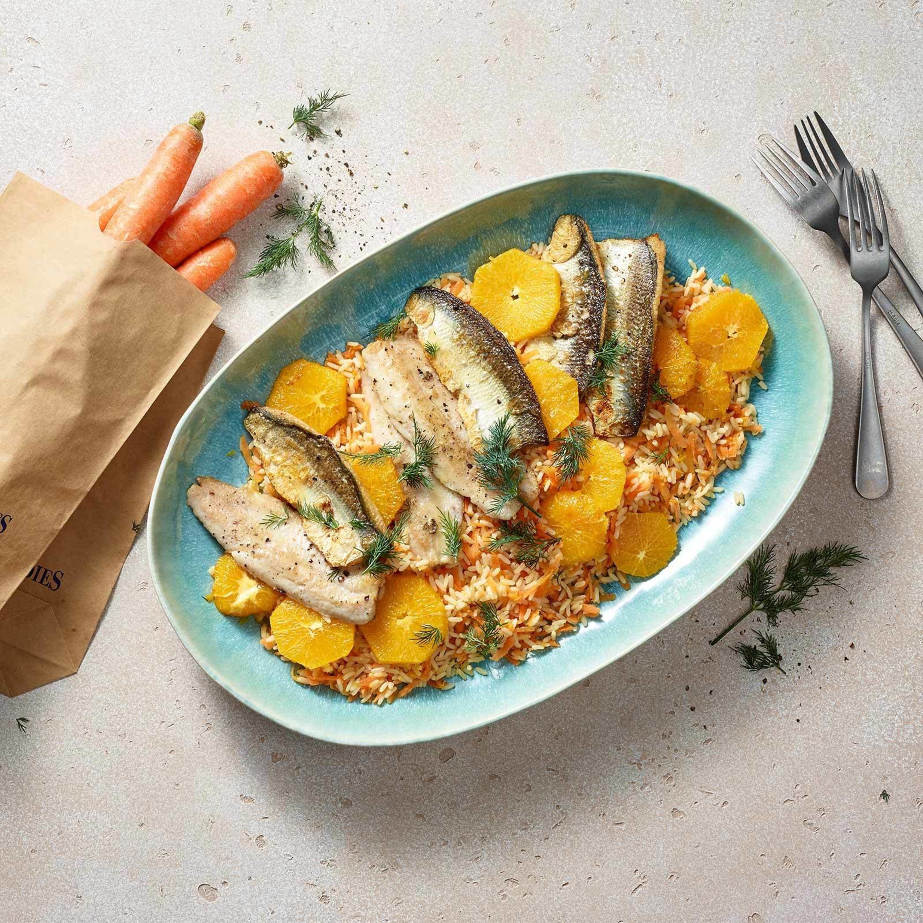 Felchenfilets mit Orangen und Frühlings-Reis
