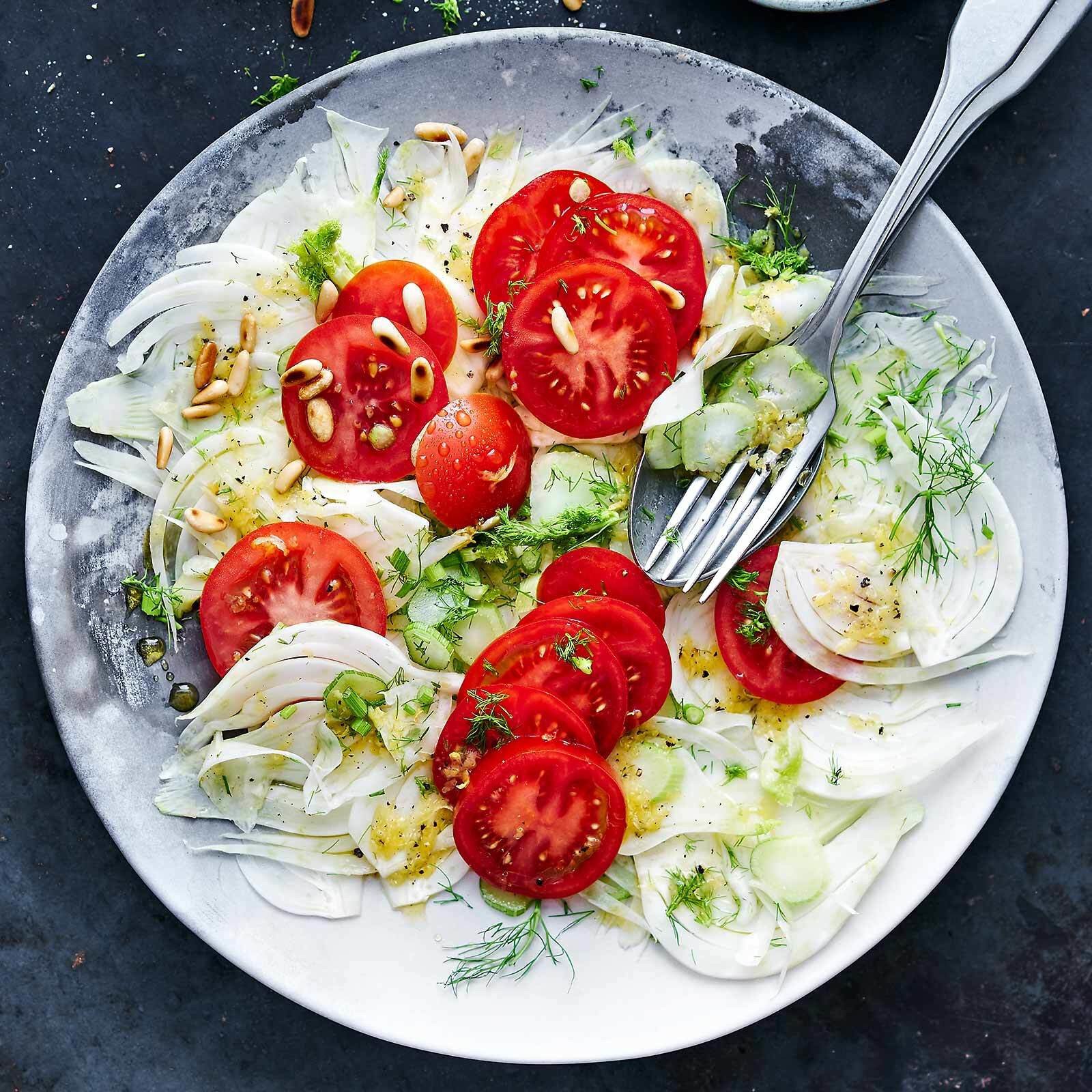 Fenchel-Tomaten-Salat mit Burrata