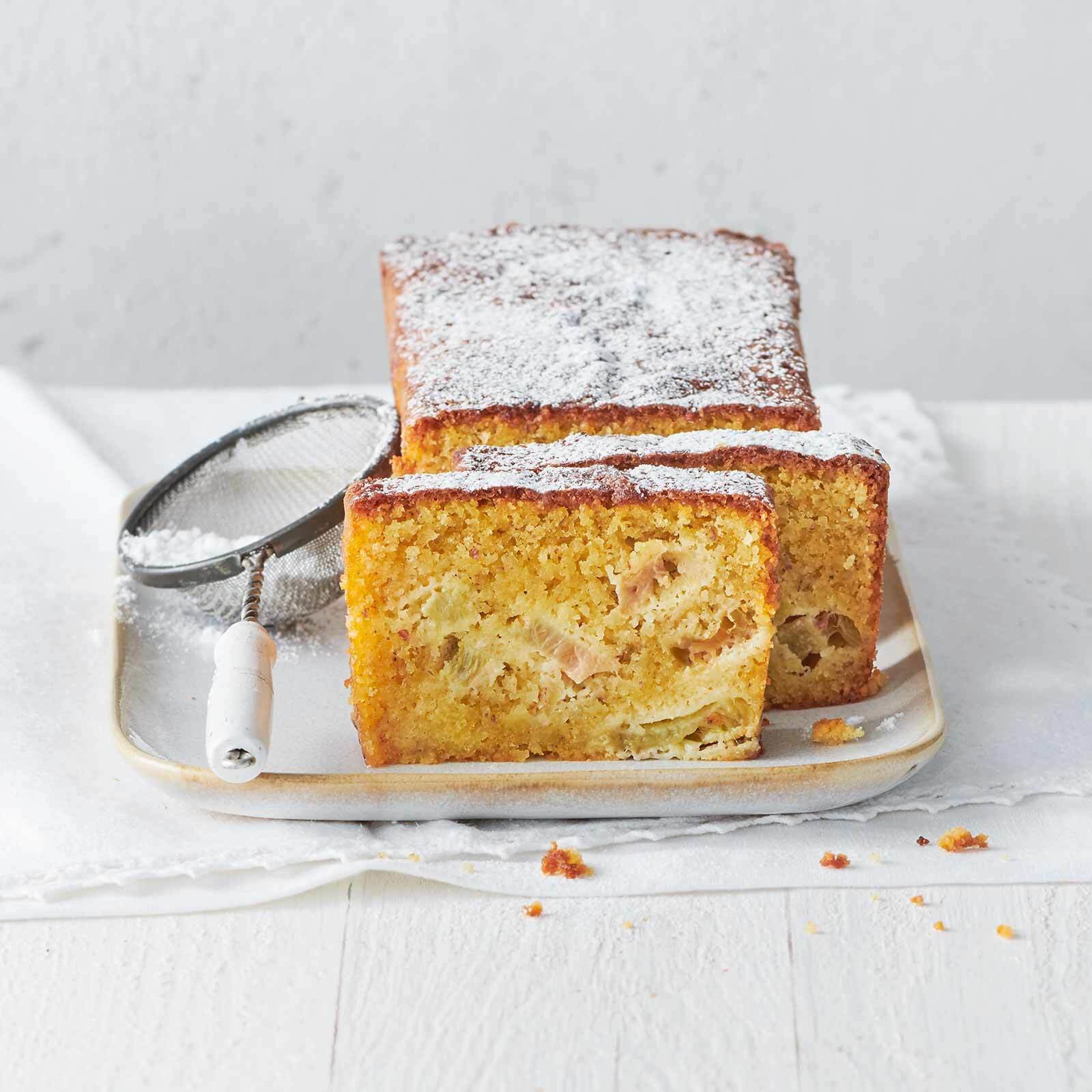 Cake à la rhubarbe sans gluten