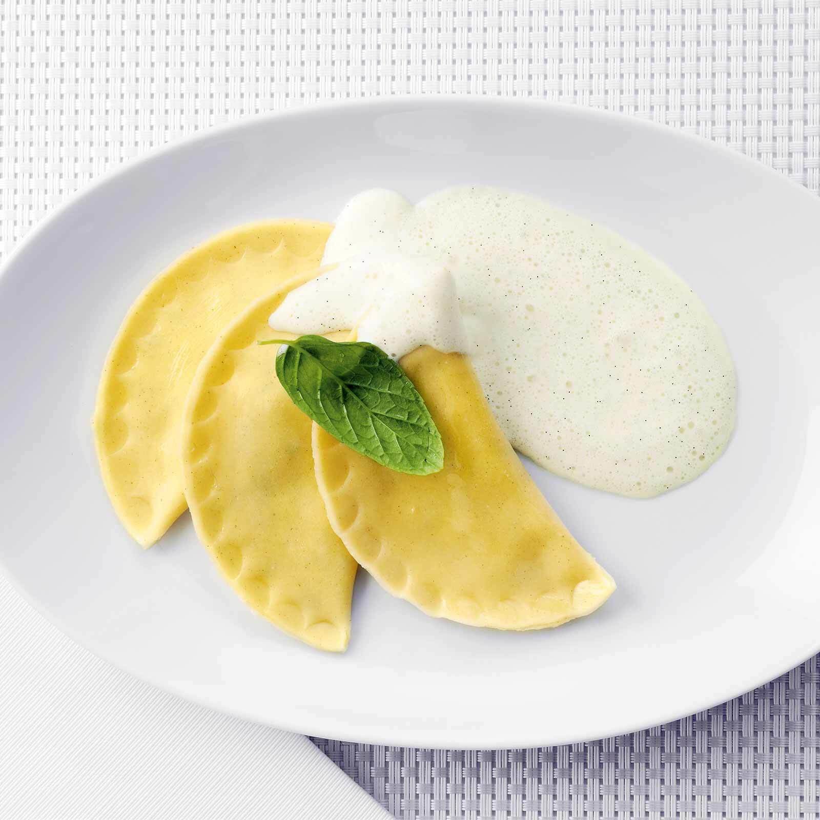 Mezzelune dolci