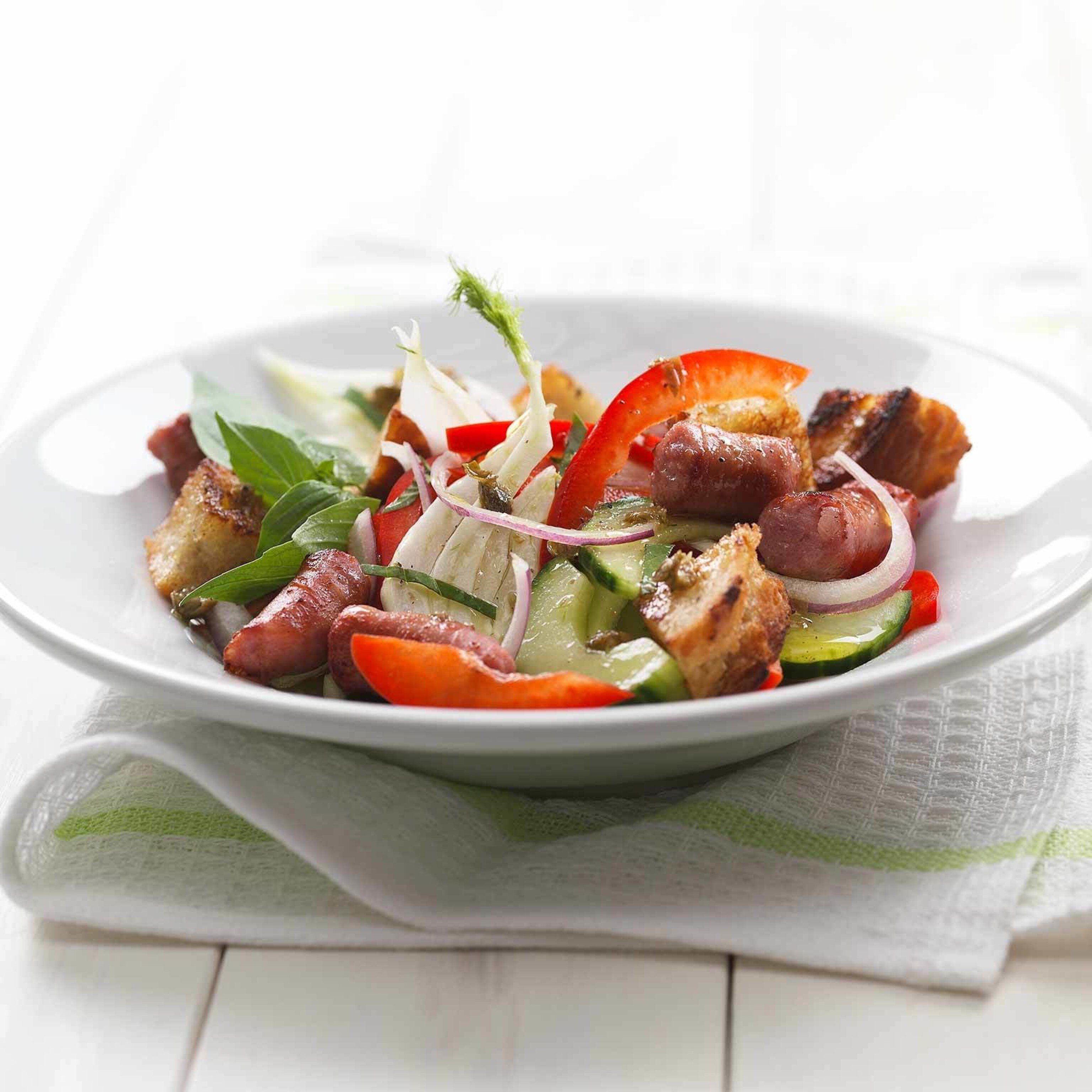 Salade à la salsiccia