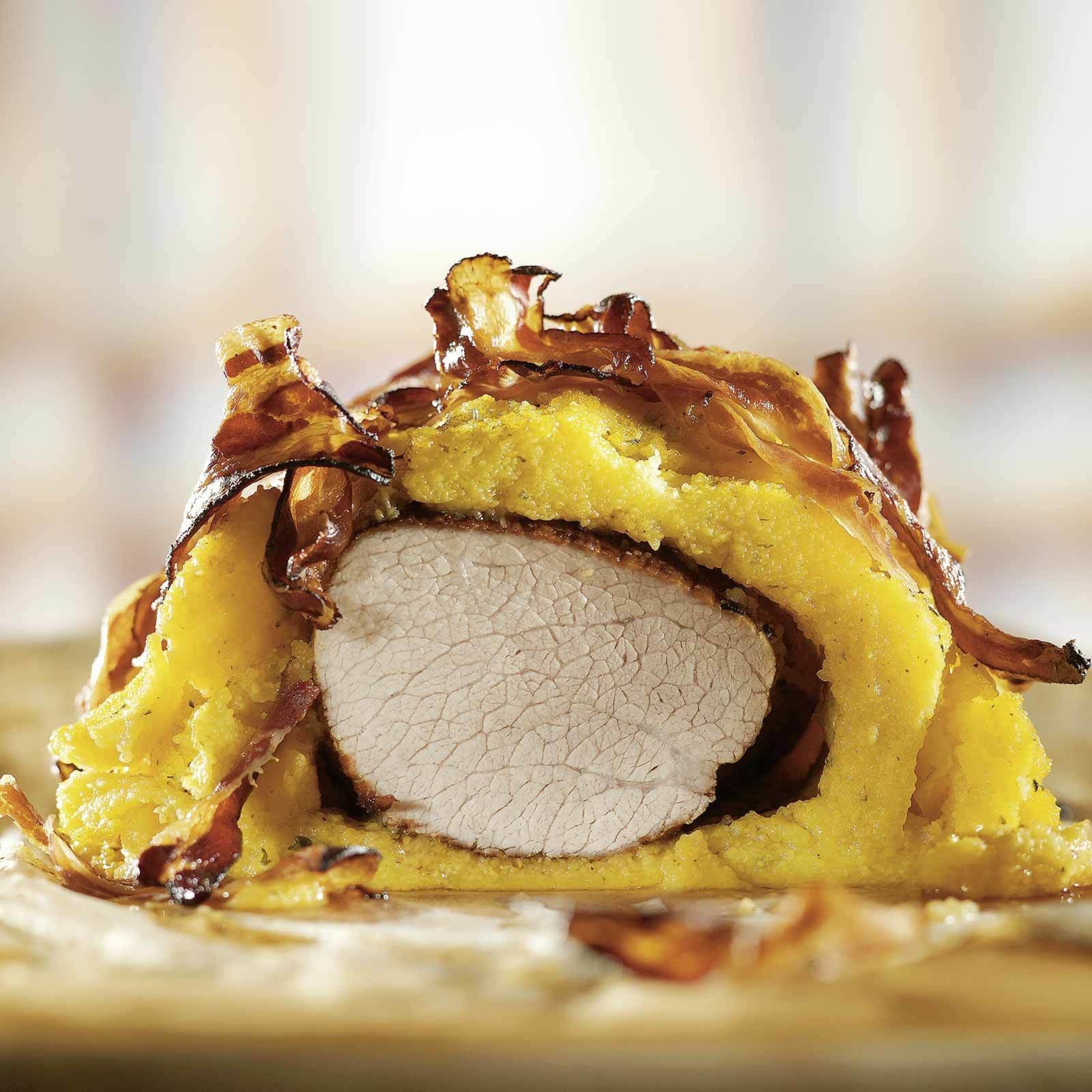 Faux-filet en polenta à l’ail des ours