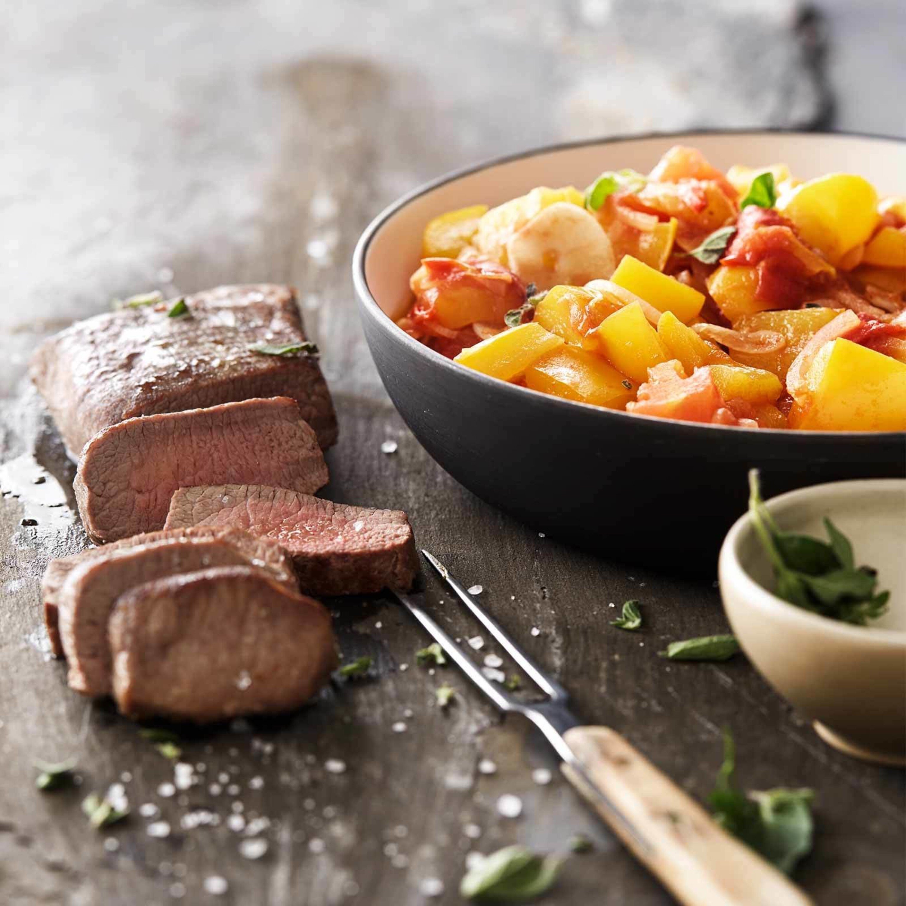 Filet d’agneau et peperonata