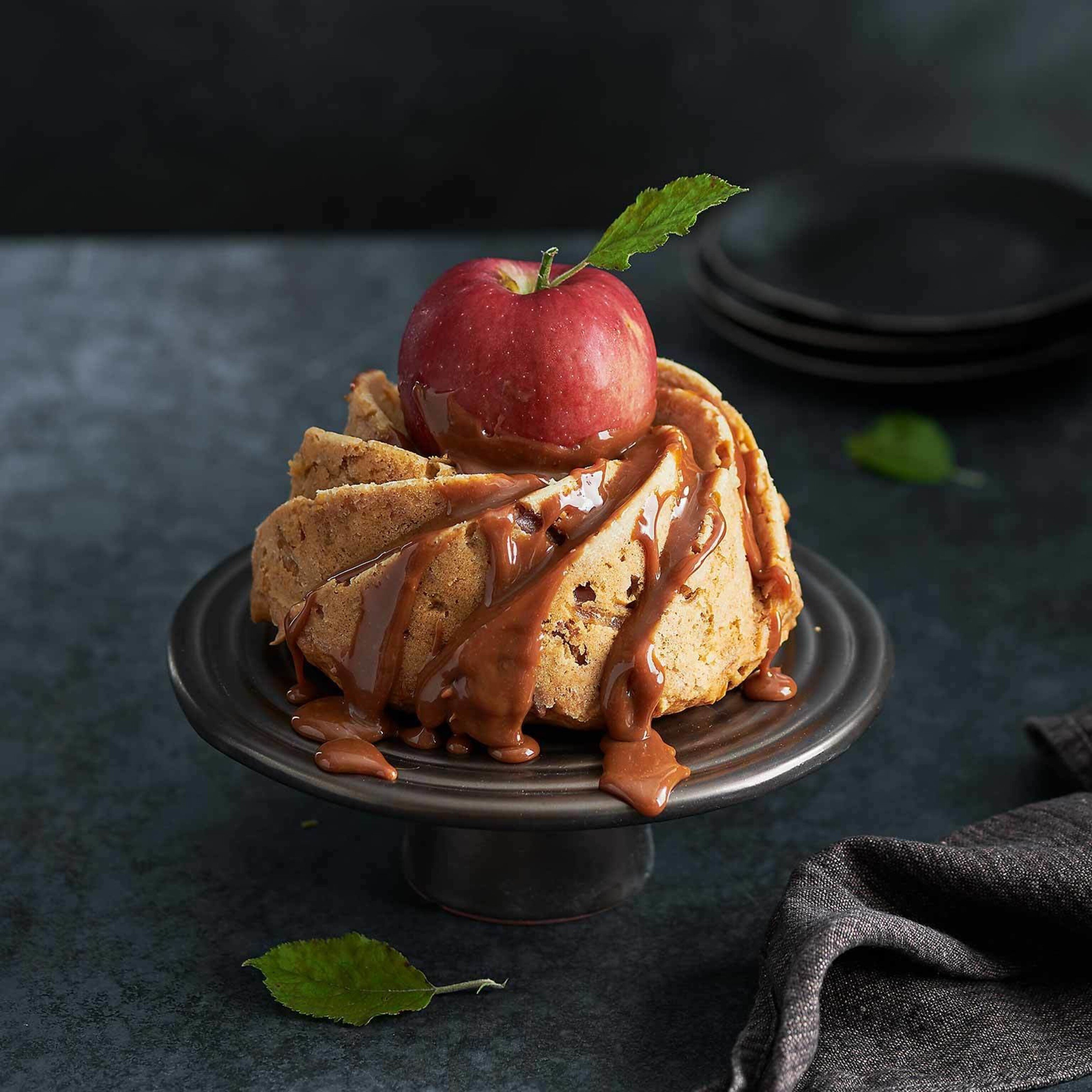 Gugelhopf mit caramelisierten Äpfeln