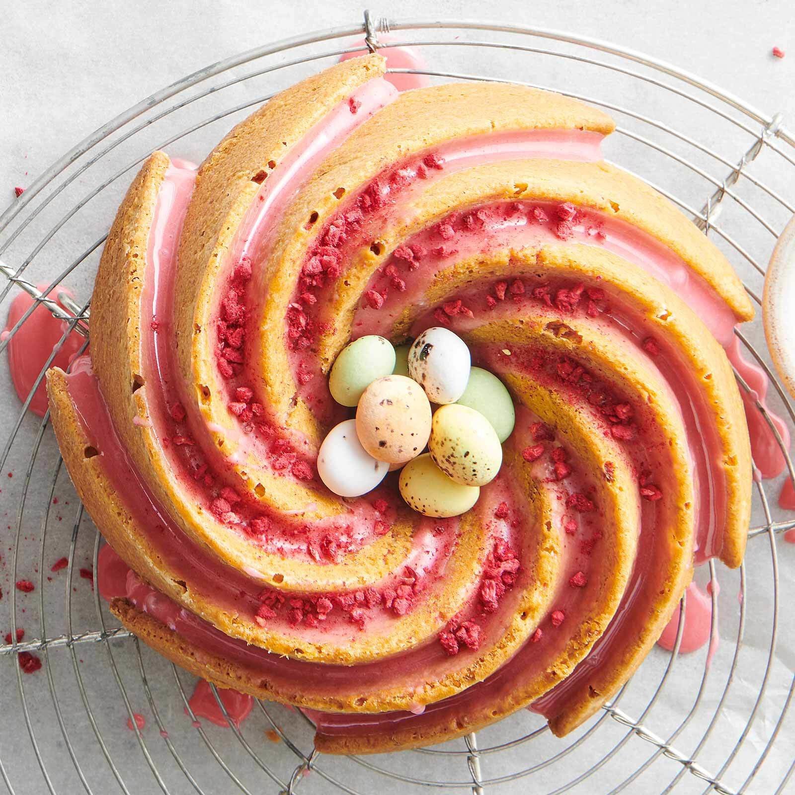 Glutenfreier Rhabarber-Gugelhopf